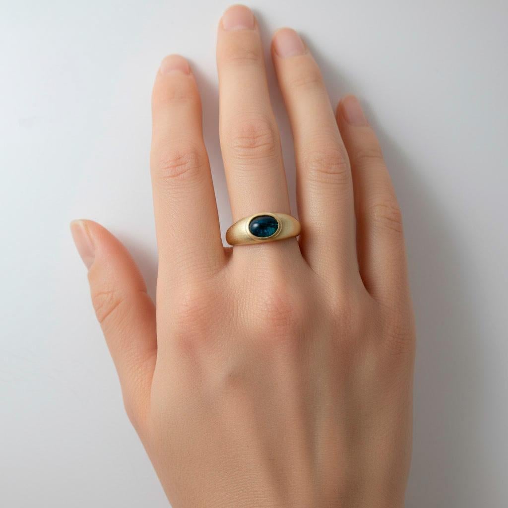 Im Angebot: Ring aus 14-karätigem massivem Gold mit Opal-Cabochon. () 2