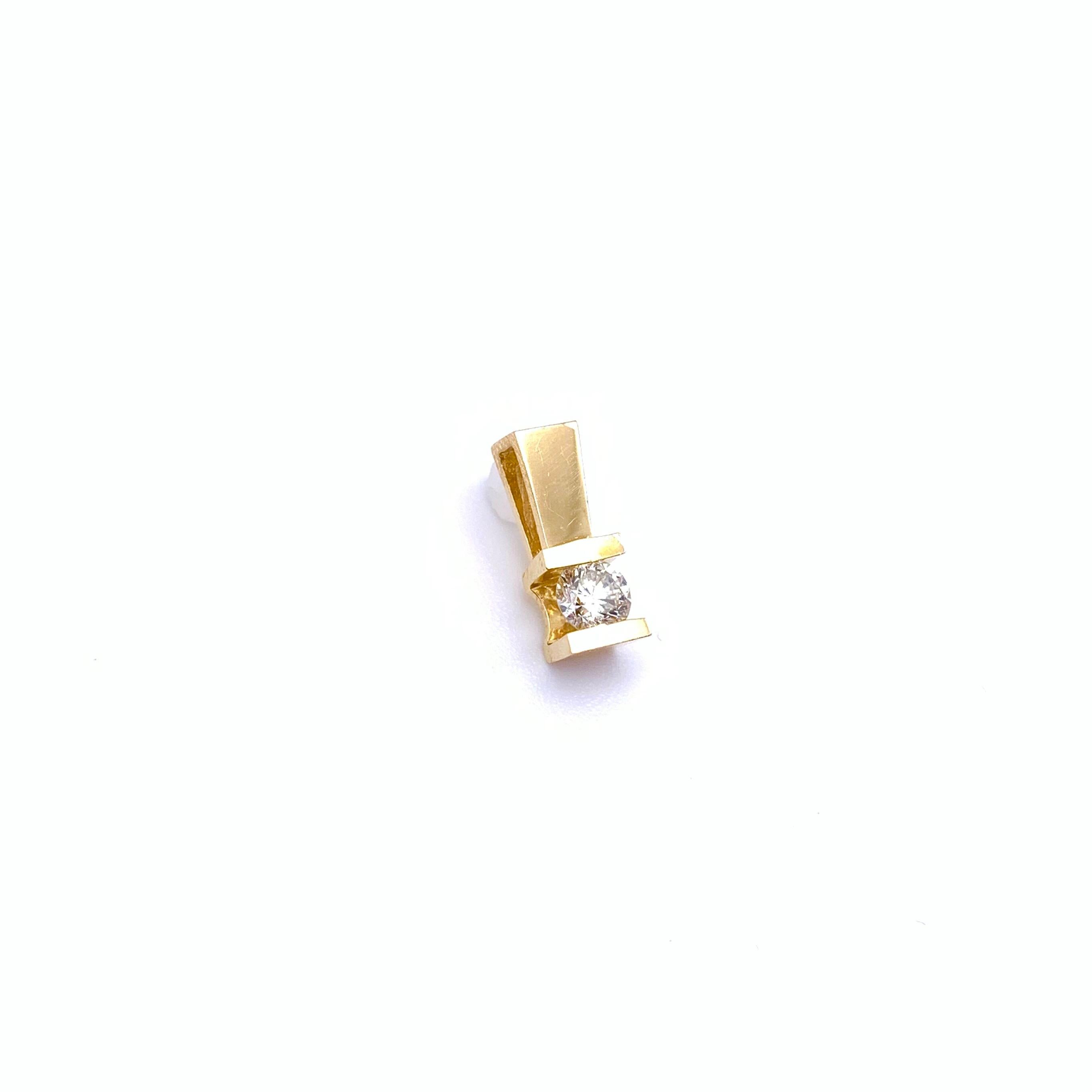 14KT Tension Set Diamant-Anhänger im Zustand „Gut“ im Angebot in Lynchburg, VA