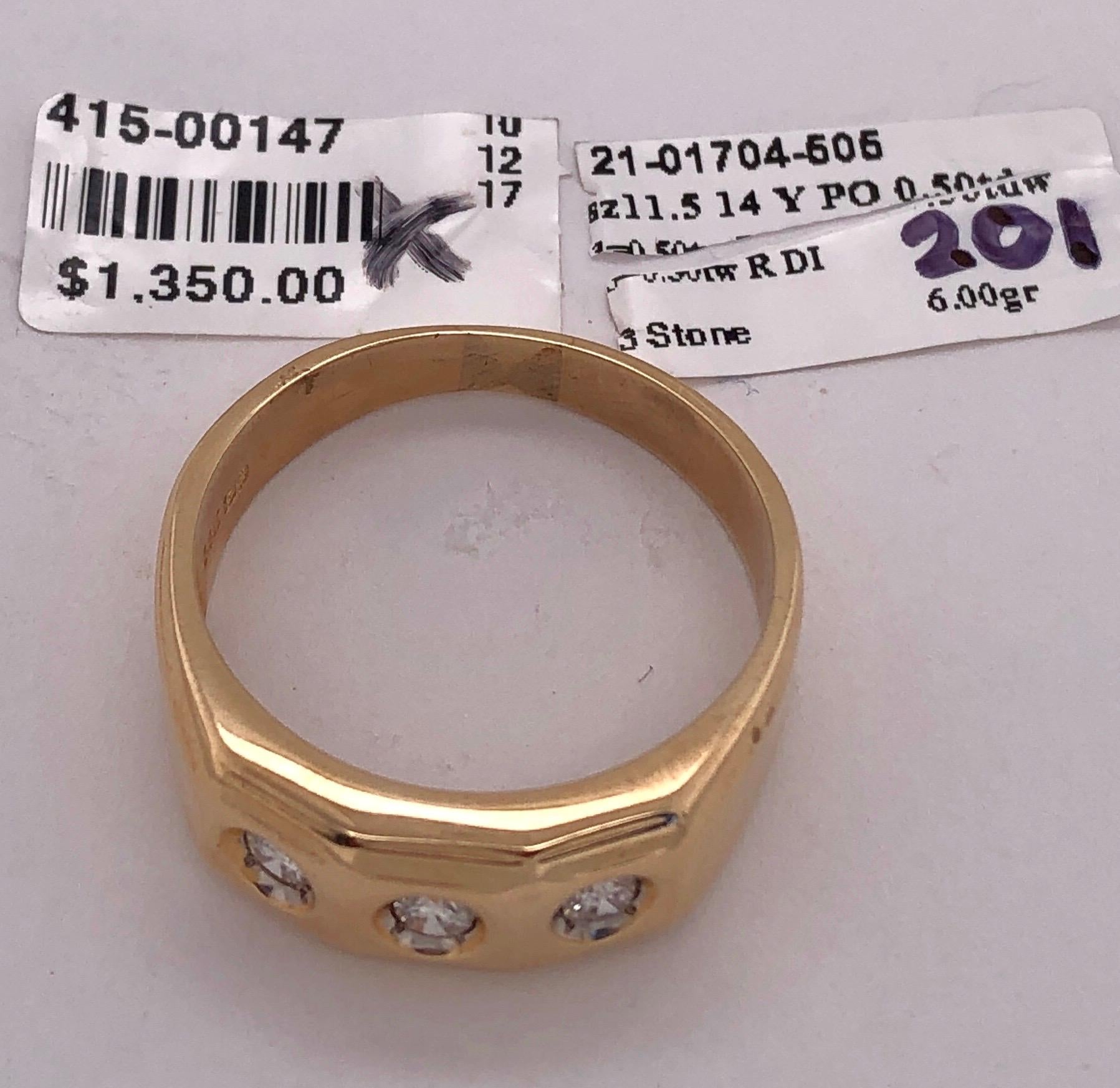 14 Karat 3 Diamond Yellow Gold Ring One 1/2 Carat Total Diamond Weight For Sale 5
