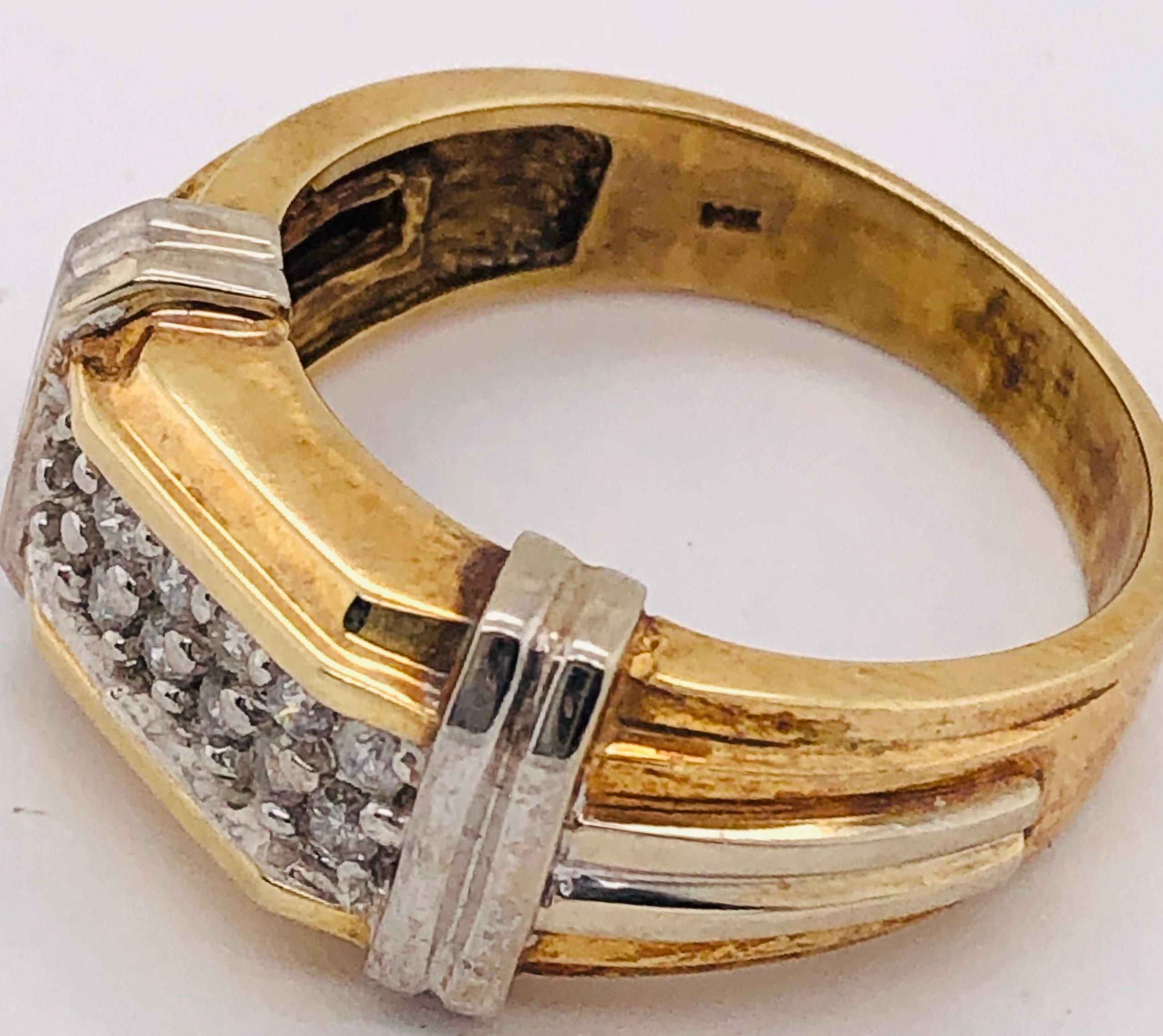 Bague contemporaine en or bicolore 14 carats avec diamants d'un poids total de 0,75 carat en vente 4