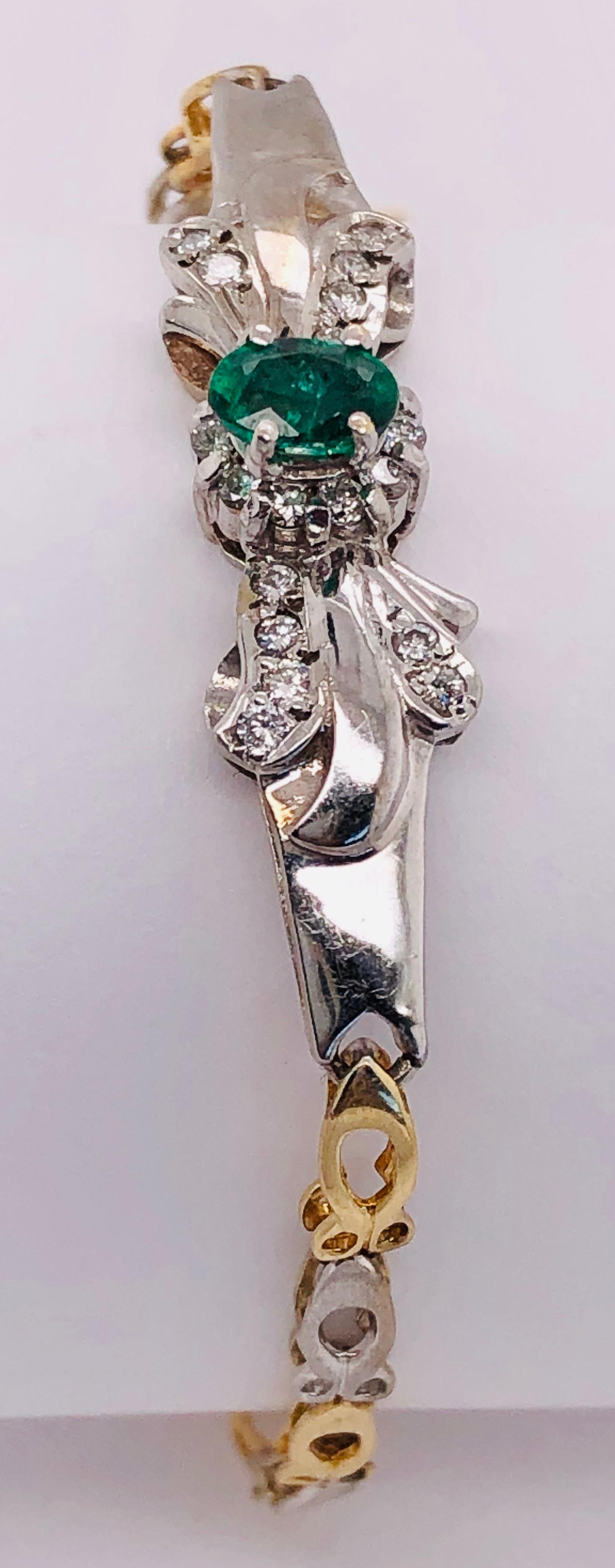 Bracelet à maillons fantaisie en émeraudes bicolores 14 carats Poids total des diamants 0,66 carat en vente 6
