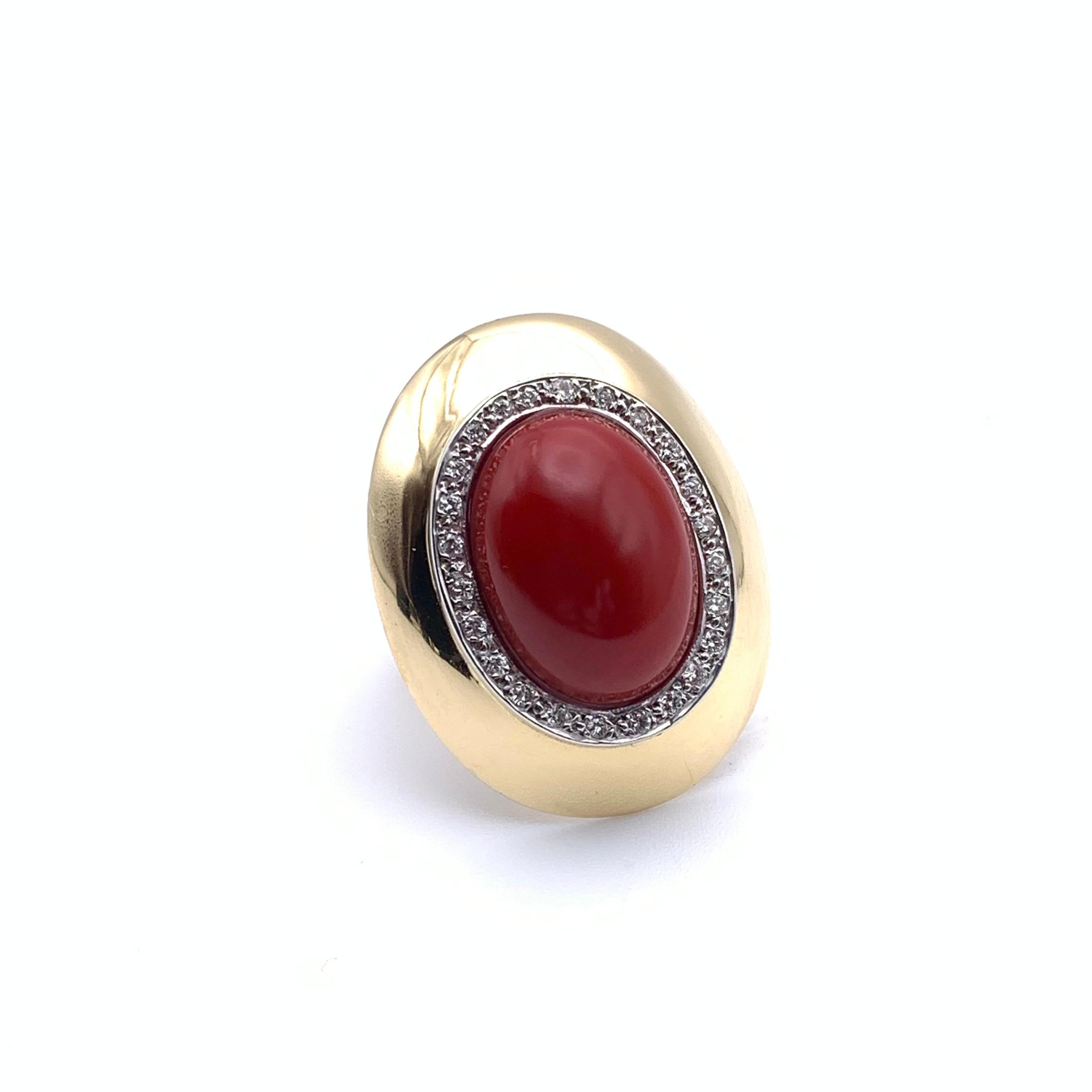 14KT Vintage Sardinianischer Ochsenblut Koralle und Diamant Statememt Ring Damen im Angebot