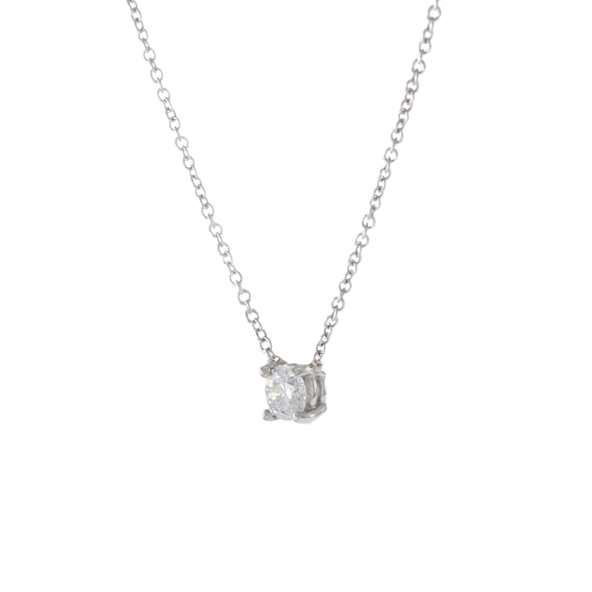 Modern 14KT White Gold 0.25CT Round Brilliant Diamond Necklace For Sale