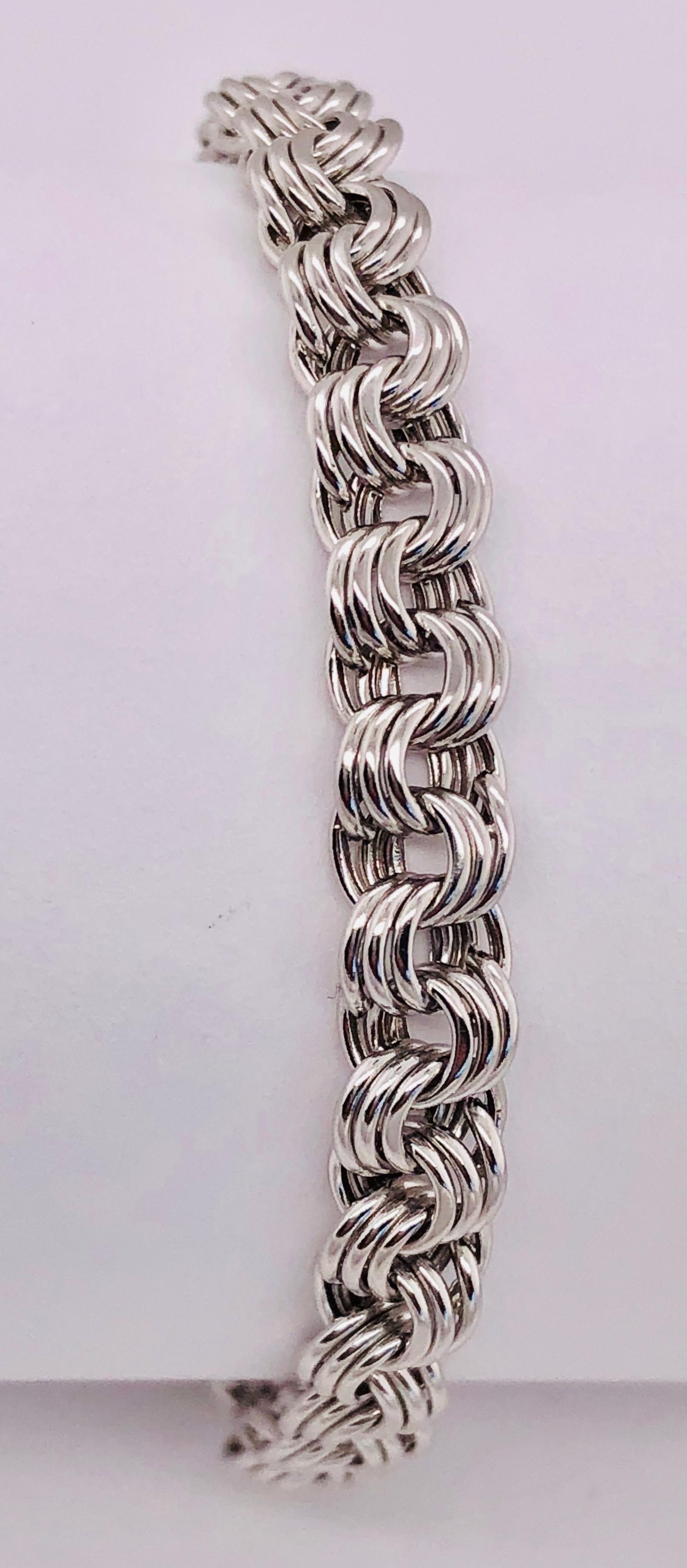 14 Karat White Gold Link Bracelet In Good Condition For Sale In Stamford, CT