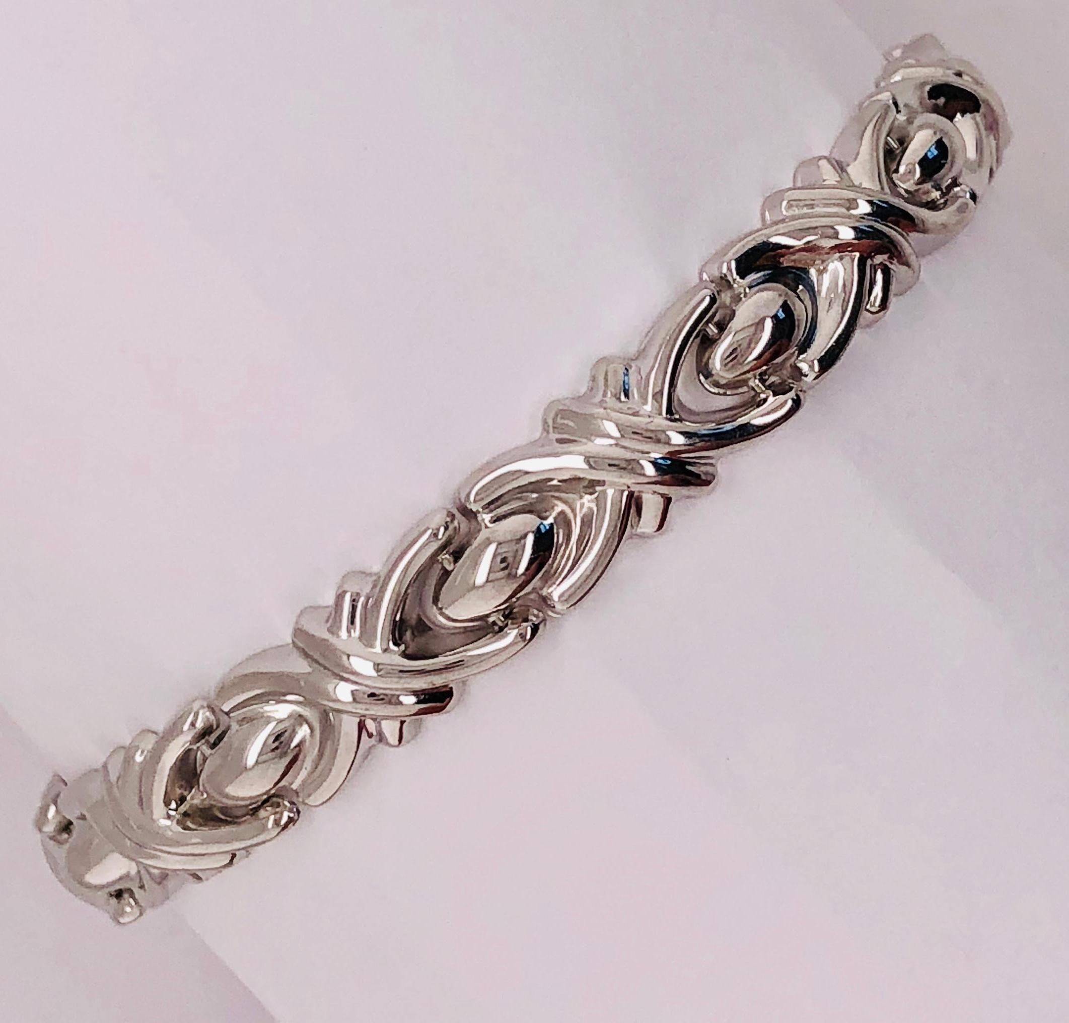 Women's or Men's 14 Karat White Gold Link Bracelet, Italy For Sale