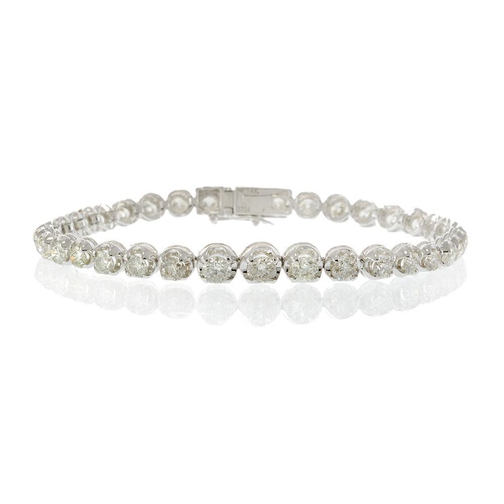 Pulsera de tenis de oro blanco de 14 quilates con diamantes graduados de 7,00 ctw Corte brillante en venta