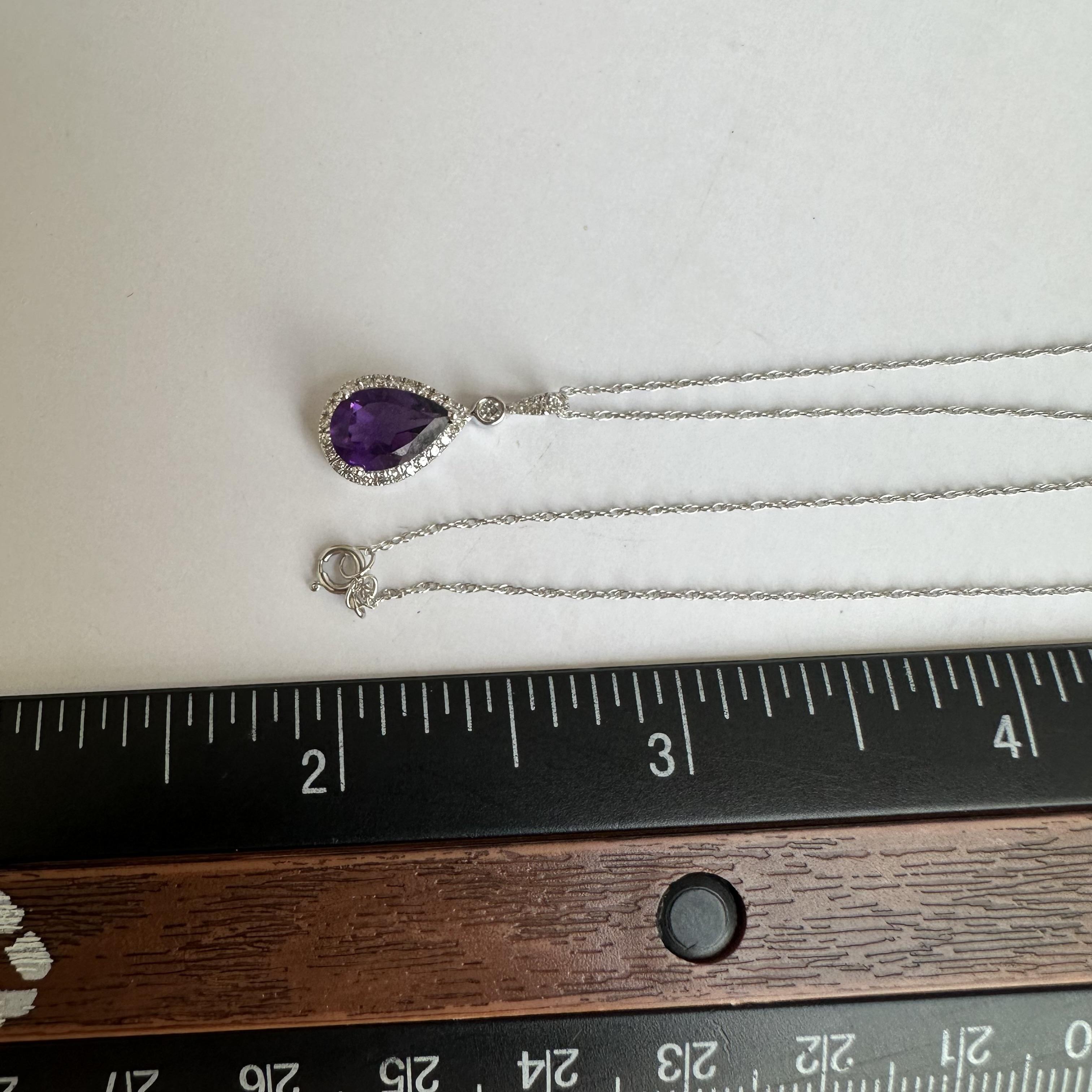 14kt White Gold Amethyst and Diamond Necklace - 0.17ctw Diamonds, 9x6mm Amethyst In New Condition In West Hempstead, NY