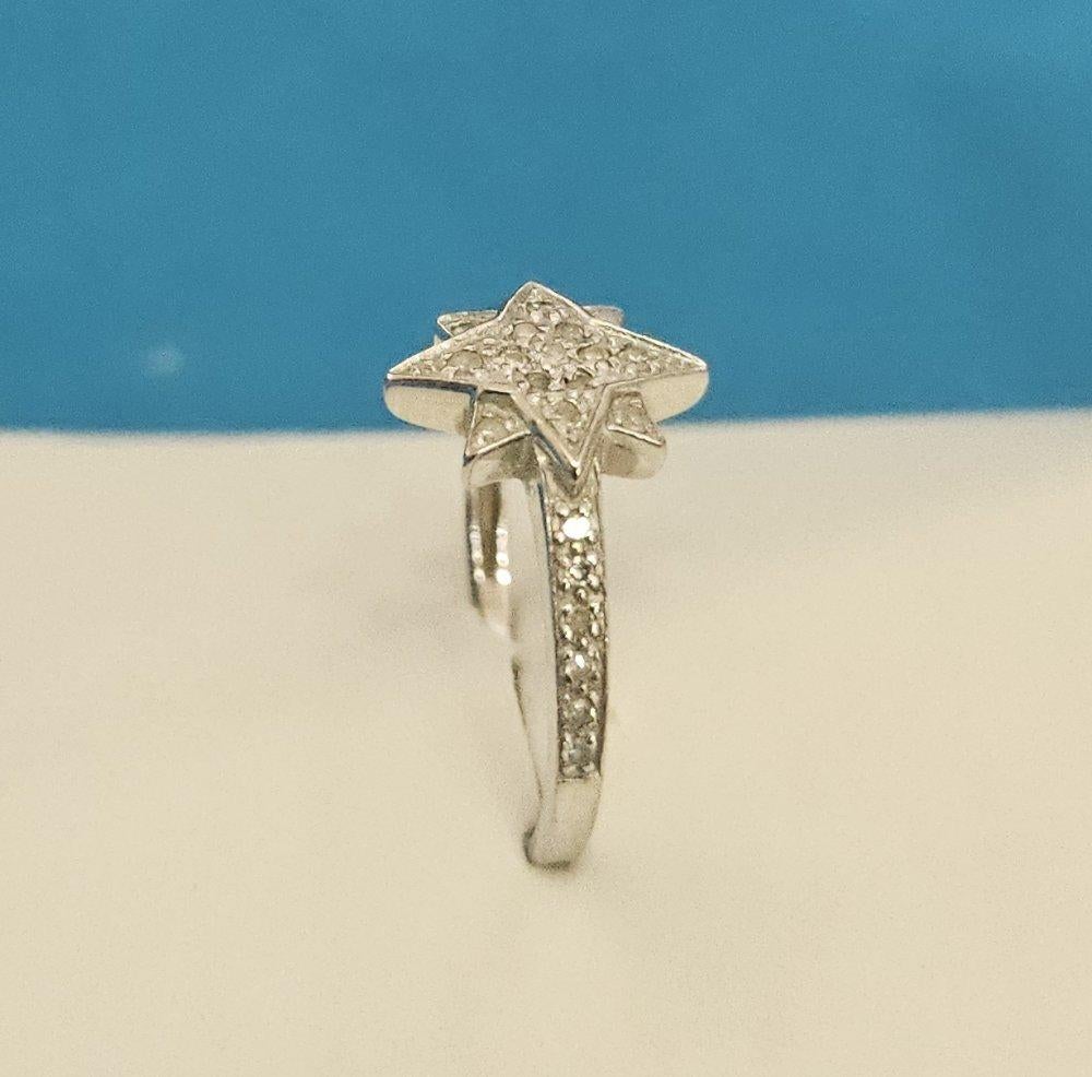Or Bague en or blanc 14KT et diamants, estampillée 