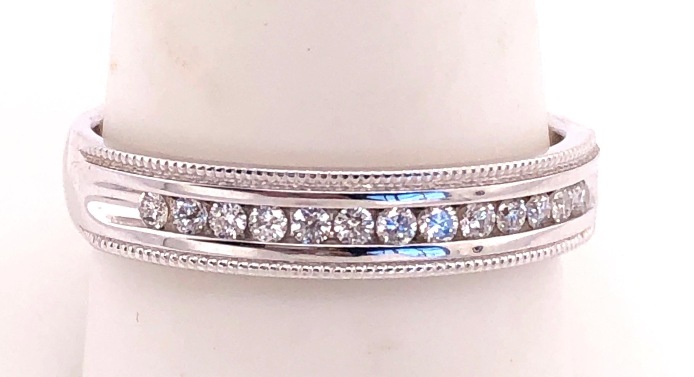 14 Karat Weißgold Band Ring Ehering mit 0,25 Gesamtgewicht Diamant für Damen oder Herren im Angebot