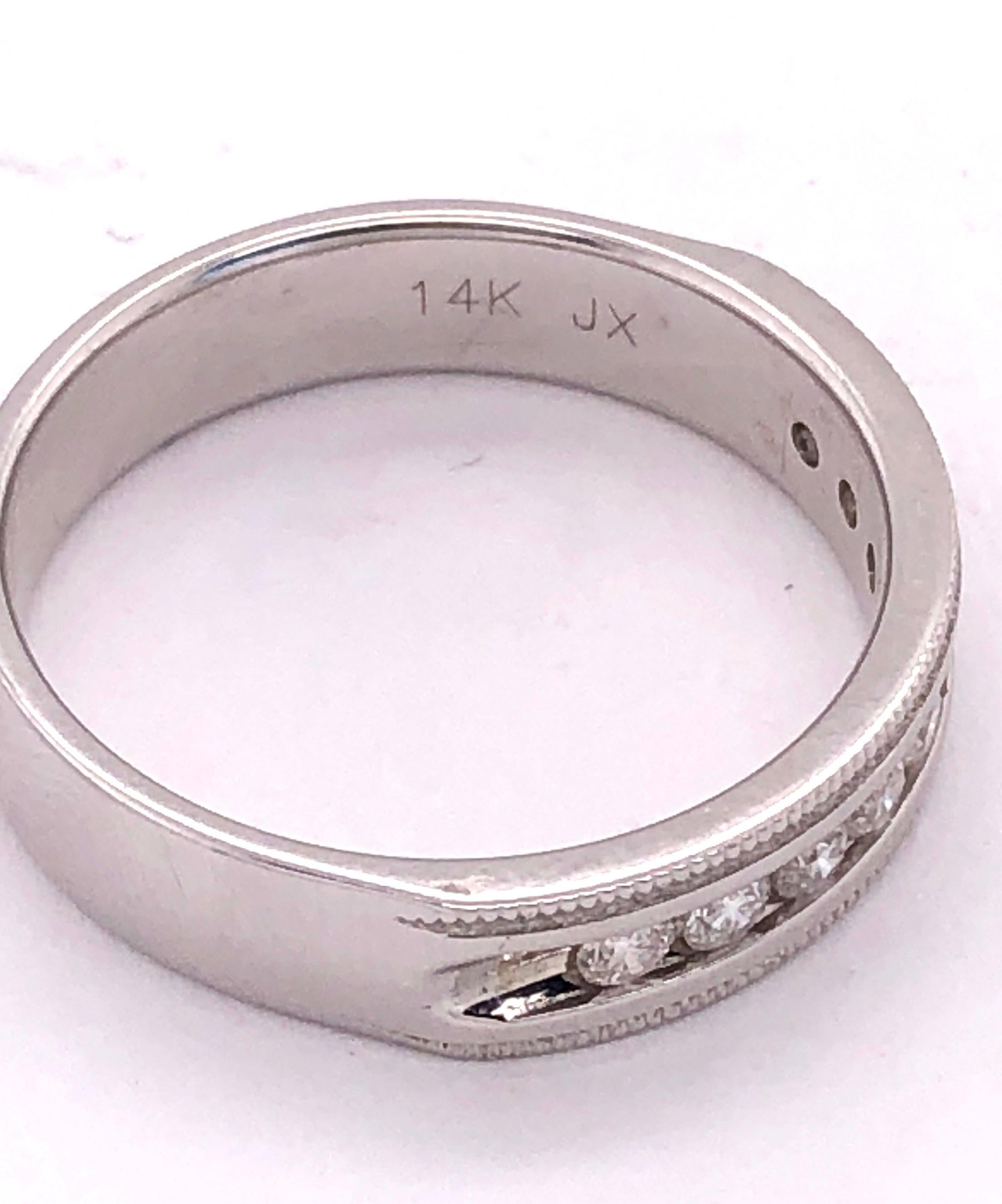 14 Karat White Gold Band Ring Wedding Ring with 9 Round Diamonds For Sale 1
