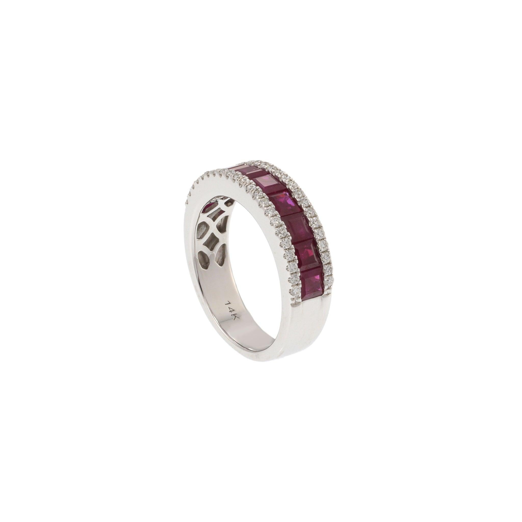 14KT White Gold Band with Square Cut Rubies and Round Cut Diamond Sides In New Condition For Sale In New York, NY