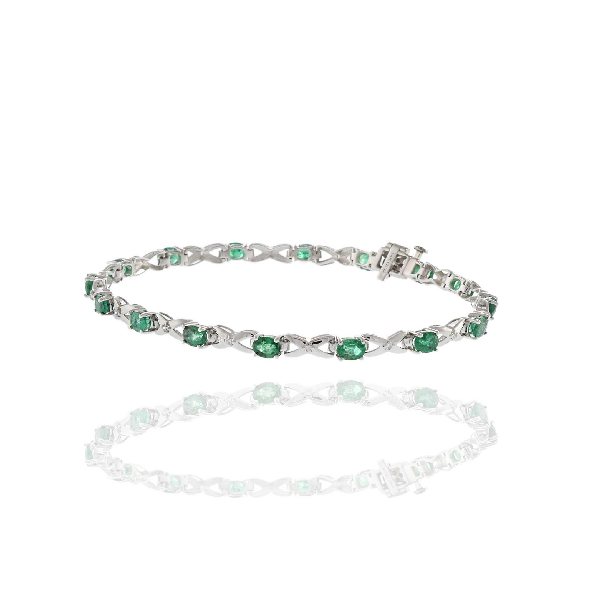 Women's 14KT White Gold Bracelet with Round Cut Diamonds and Oval Emeralds For Sale