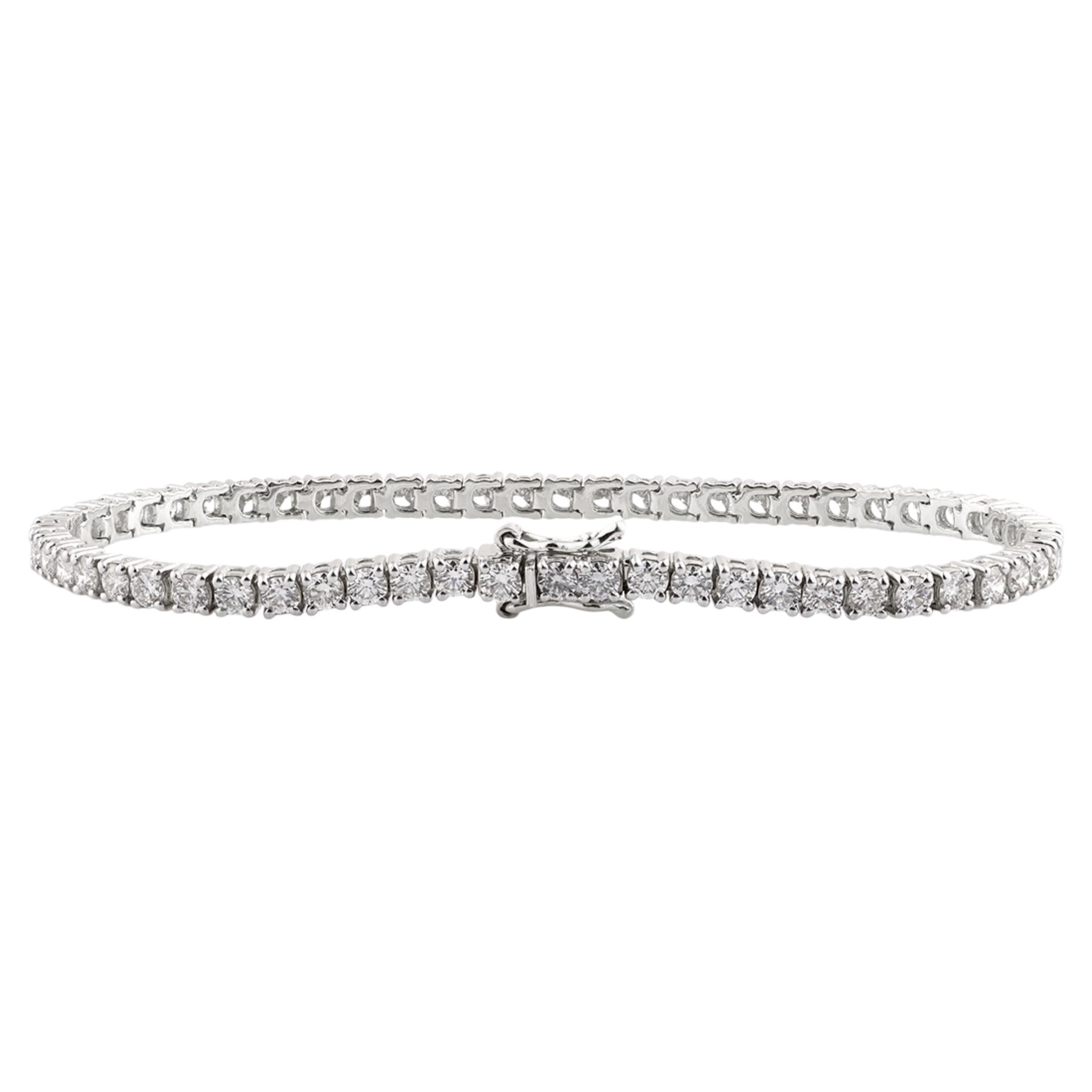 14KT White Gold Classic Diamond 5.0 Cts Tennis Bracelet