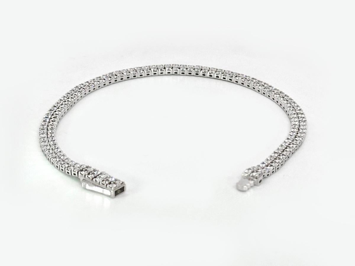 14KT Weißgold Klassisches Double Row Diamant-Tennisarmband (Brillantschliff) im Angebot