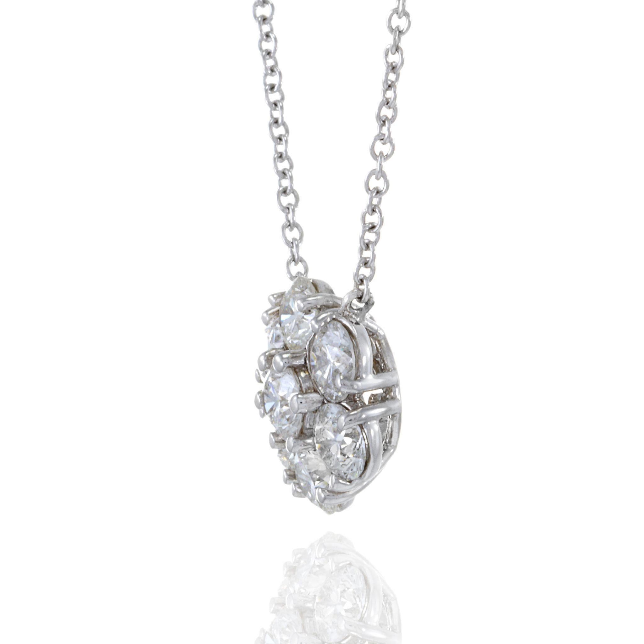 Ciondolo a grappolo con diamanti in oro bianco 14KT in vendita 2