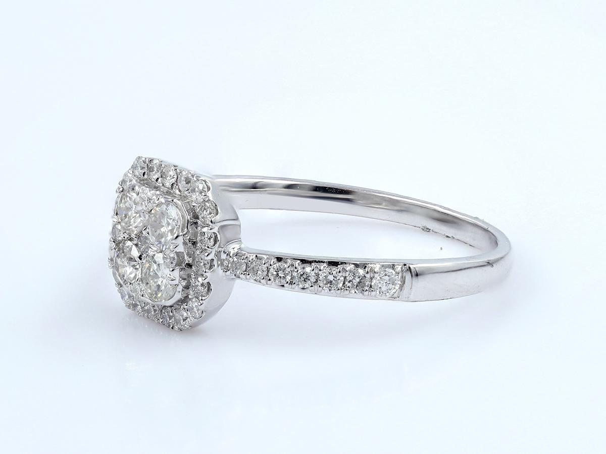 14KT Weißgold Cushion Cluster Halo Diamant Ring Damen im Angebot