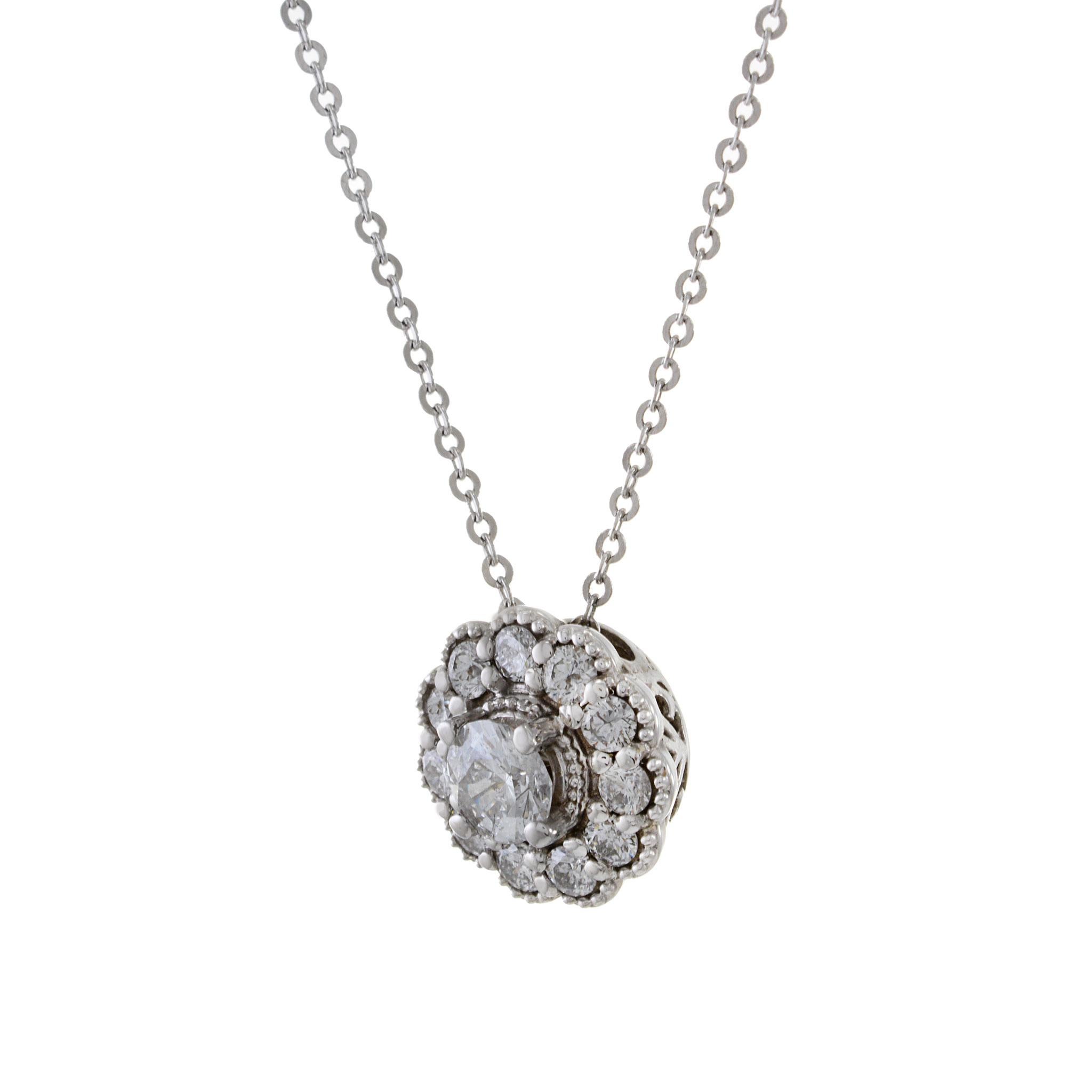 Moderno Collana con ciondolo a forma di aureola in oro bianco 14KT in vendita