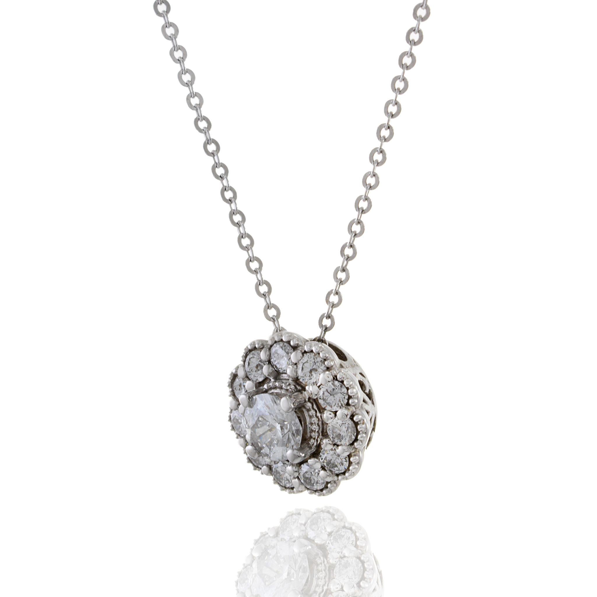 Taglio rotondo Collana con ciondolo a forma di aureola in oro bianco 14KT in vendita