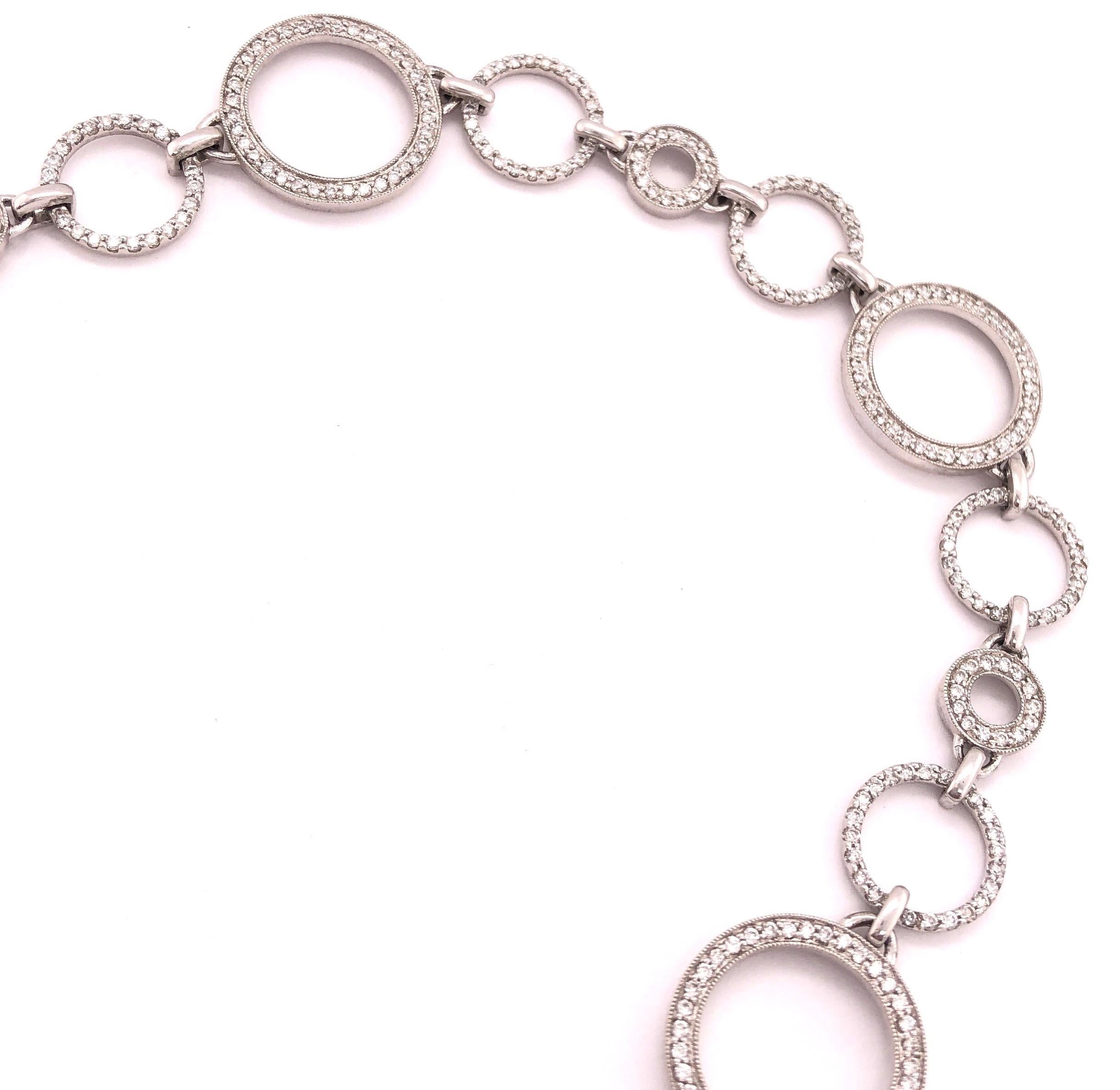 Collier en or blanc 14 carats et diamants avec un poids total de 6,5 diamants en vente 8