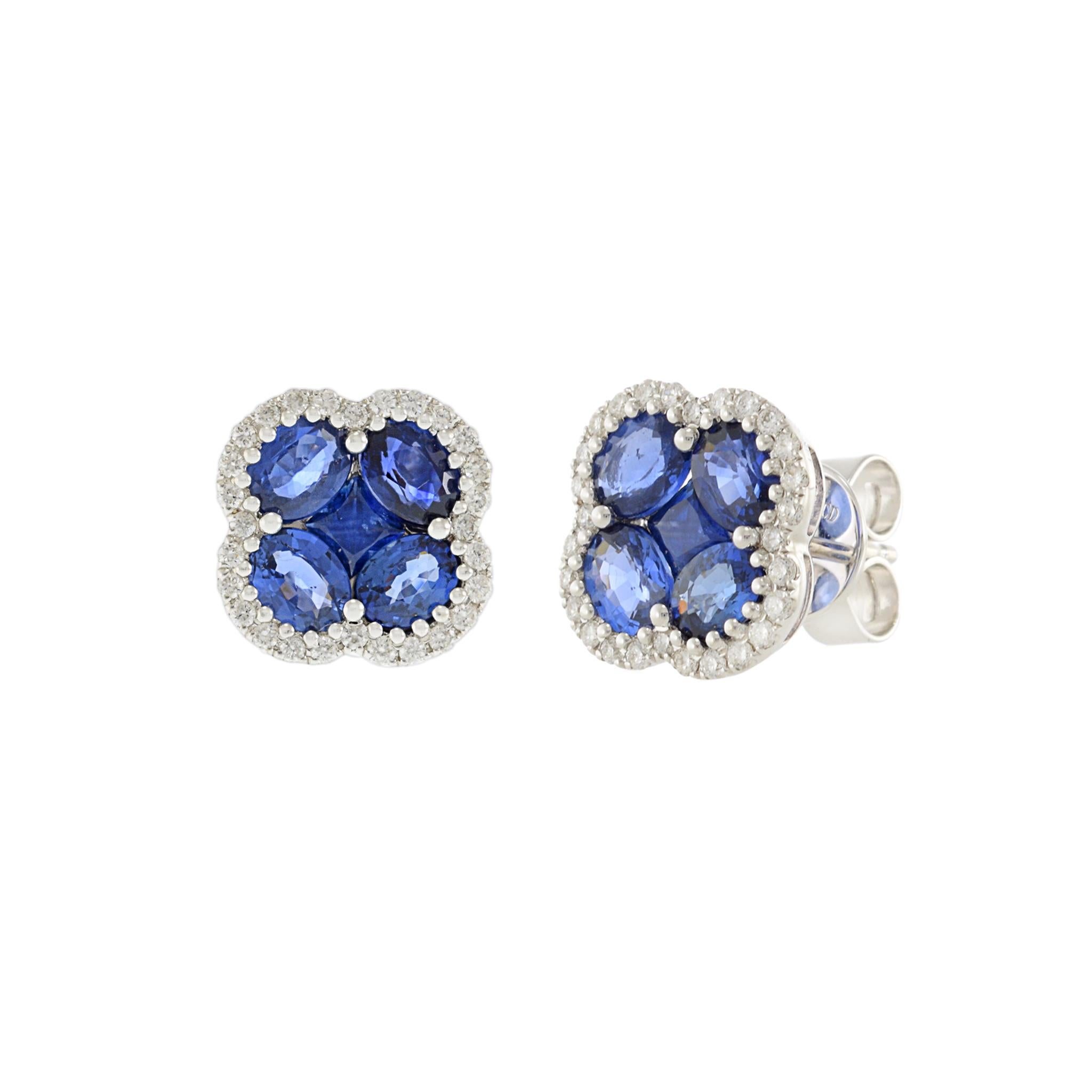 Modern 14KT White Gold Diamond and Blue Sapphires Flower Clover Earrings For Sale
