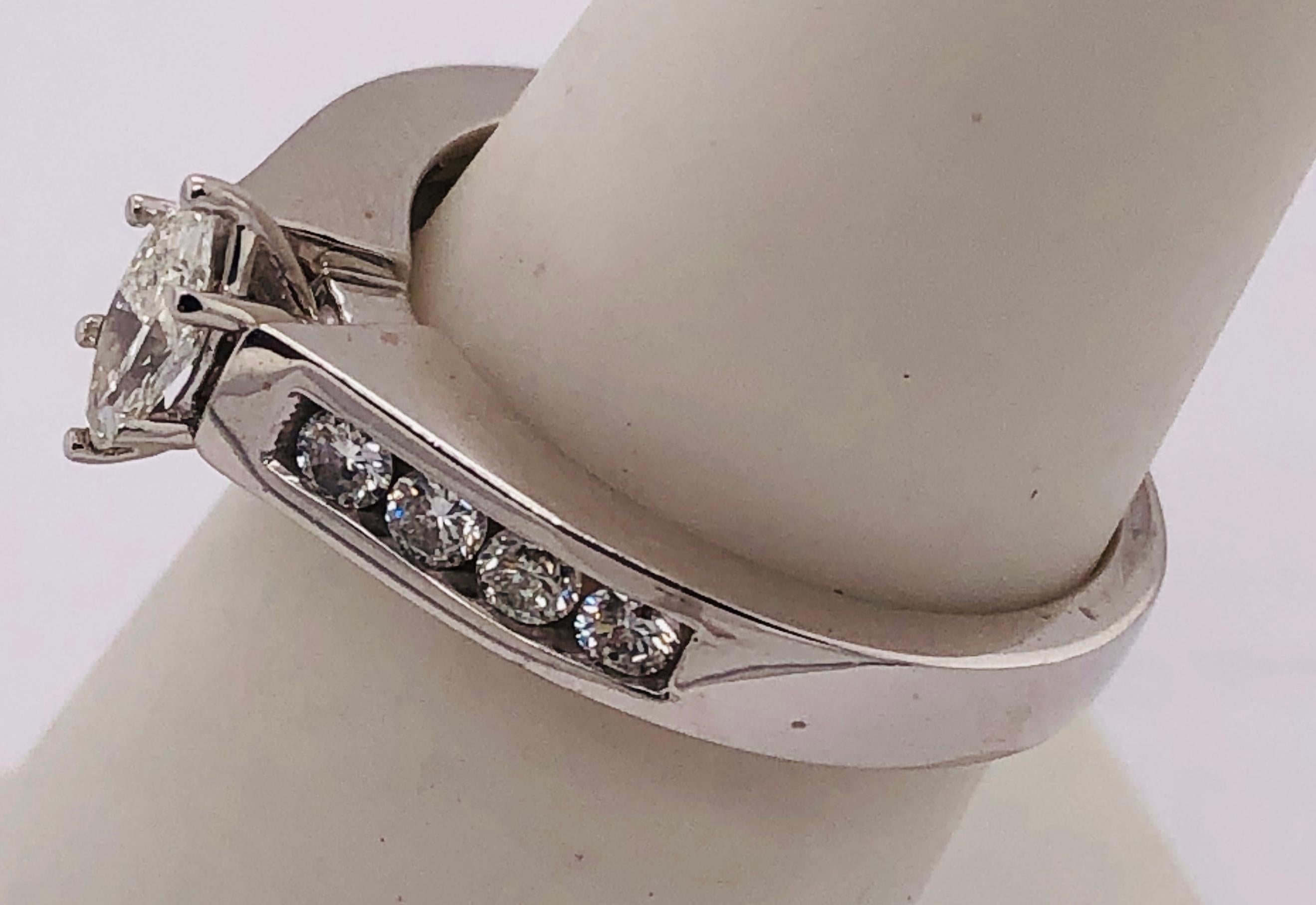 14 Karat White Gold Diamond Engagement Bridal Ring For Sale 1