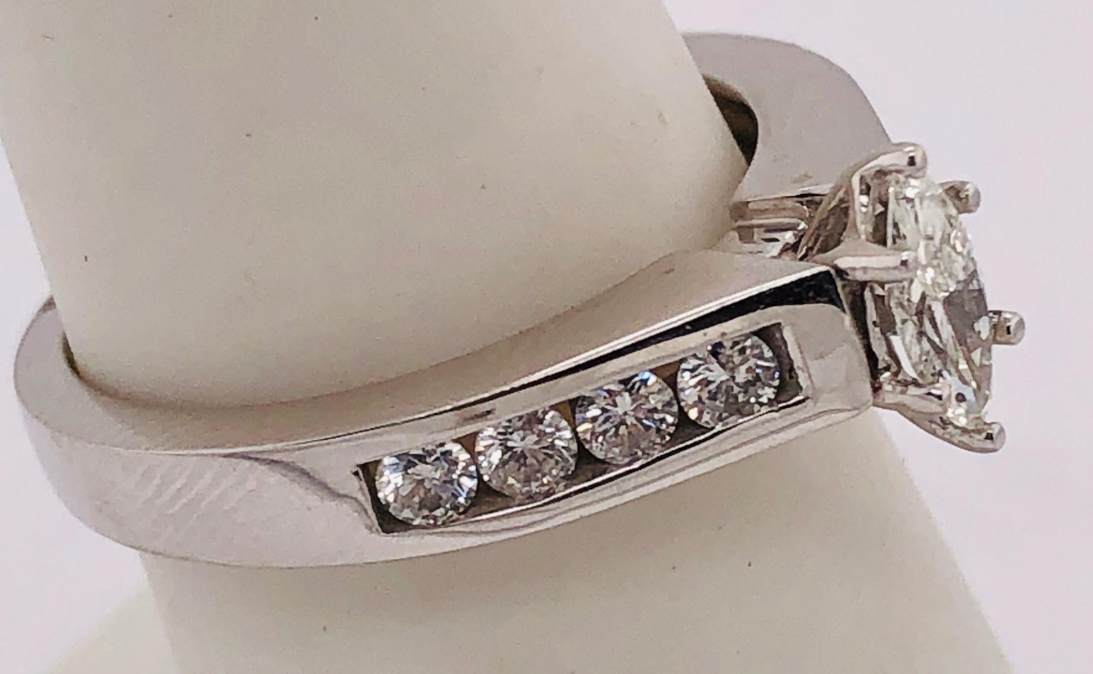 14 Karat White Gold Diamond Engagement Bridal Ring For Sale 4