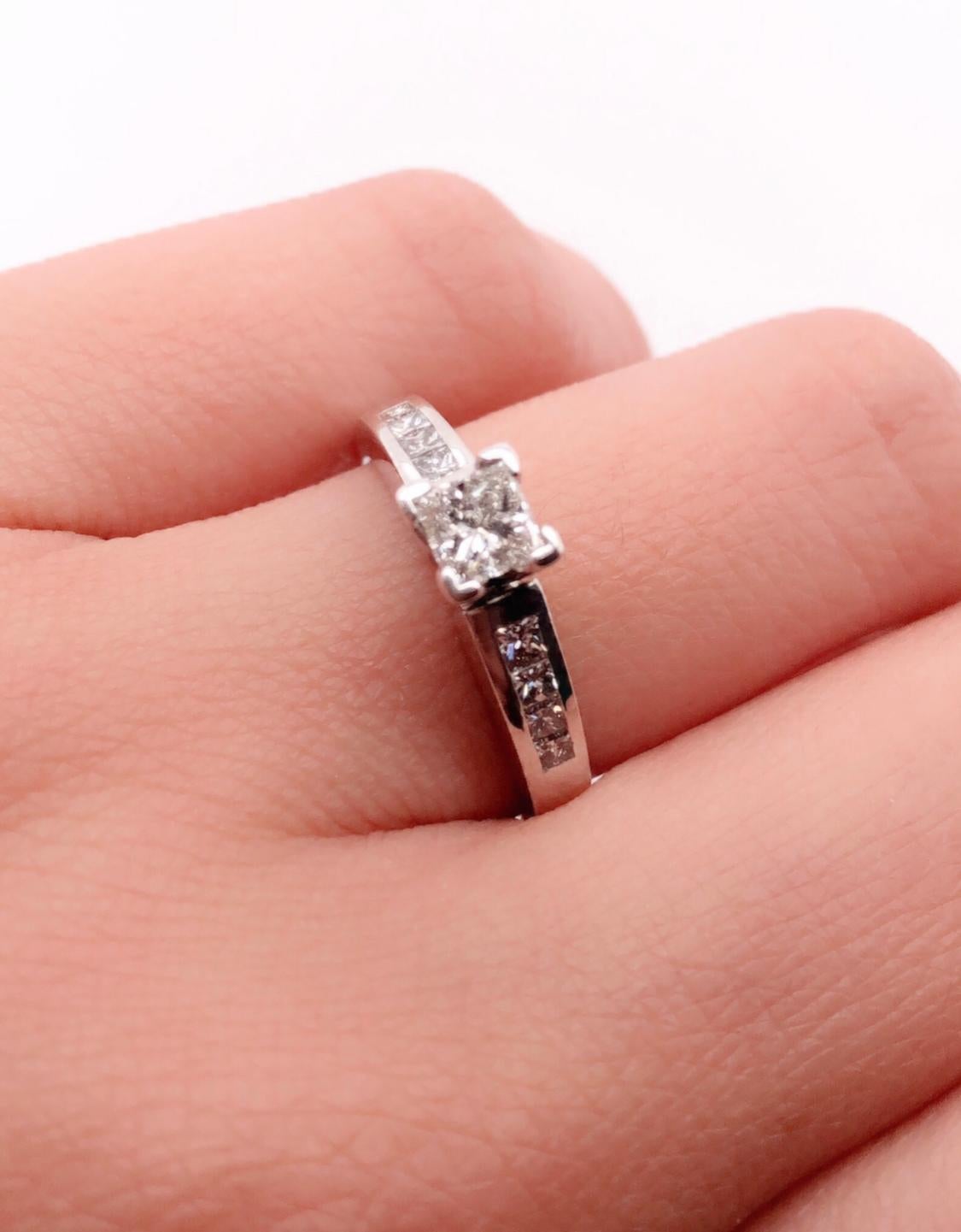 14 Karat White Gold Diamond Engagement Ring 1.40 Total Diamond Weight For Sale 6