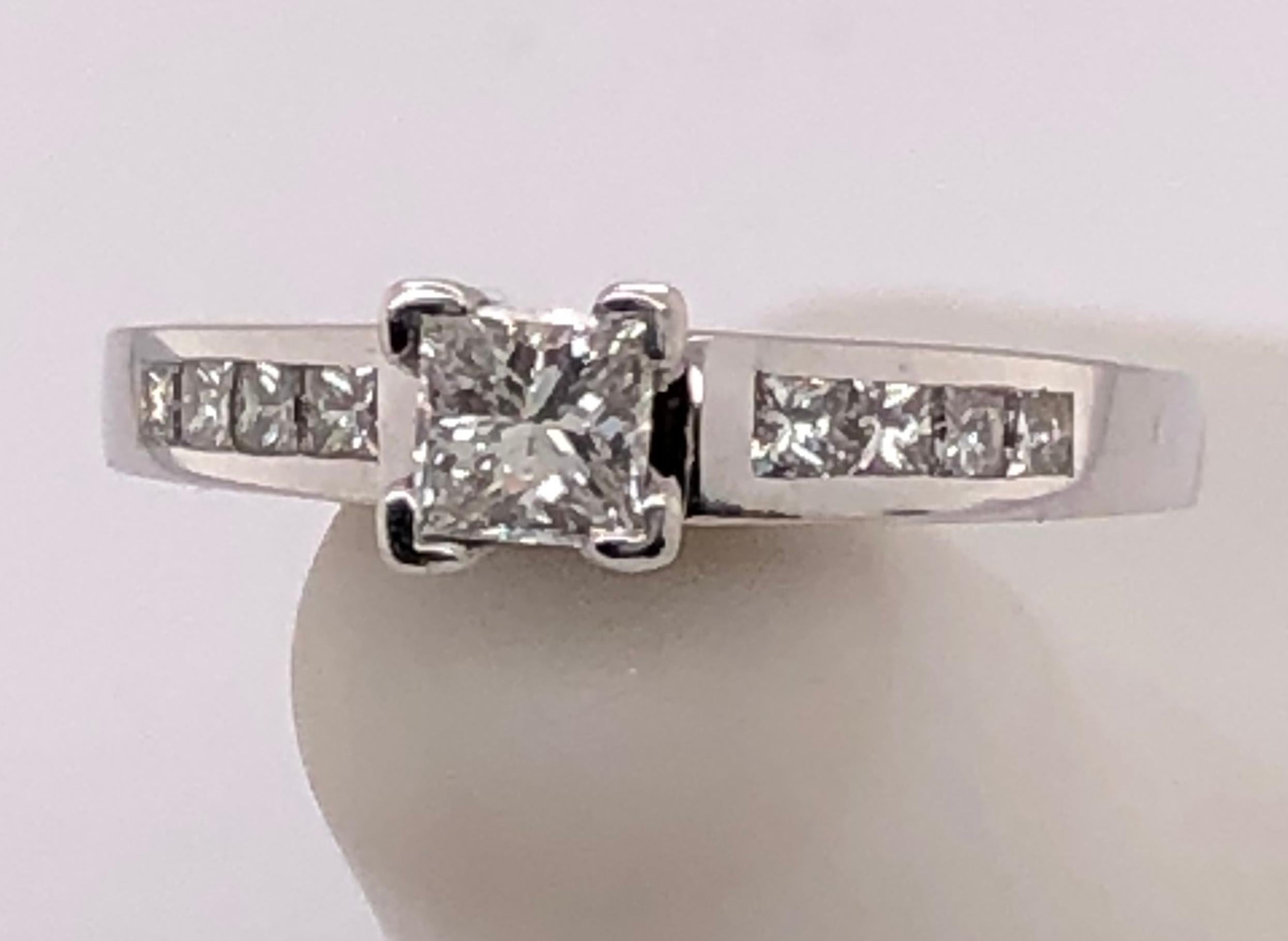 14 Karat White Gold Diamond Engagement Ring 1.40 Total Diamond Weight For Sale 8