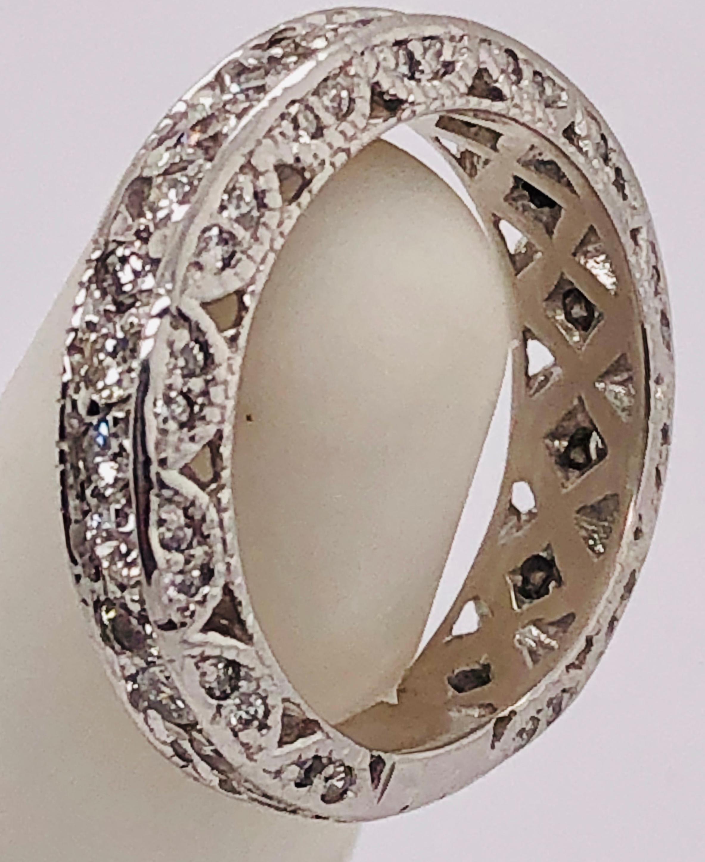 14 Karat White Gold Diamond Eternity Anniversary Ring Wedding Band 2.00 TDW For Sale 2