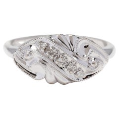 14KT White Gold 
Diamond Horizontal Navette Ring