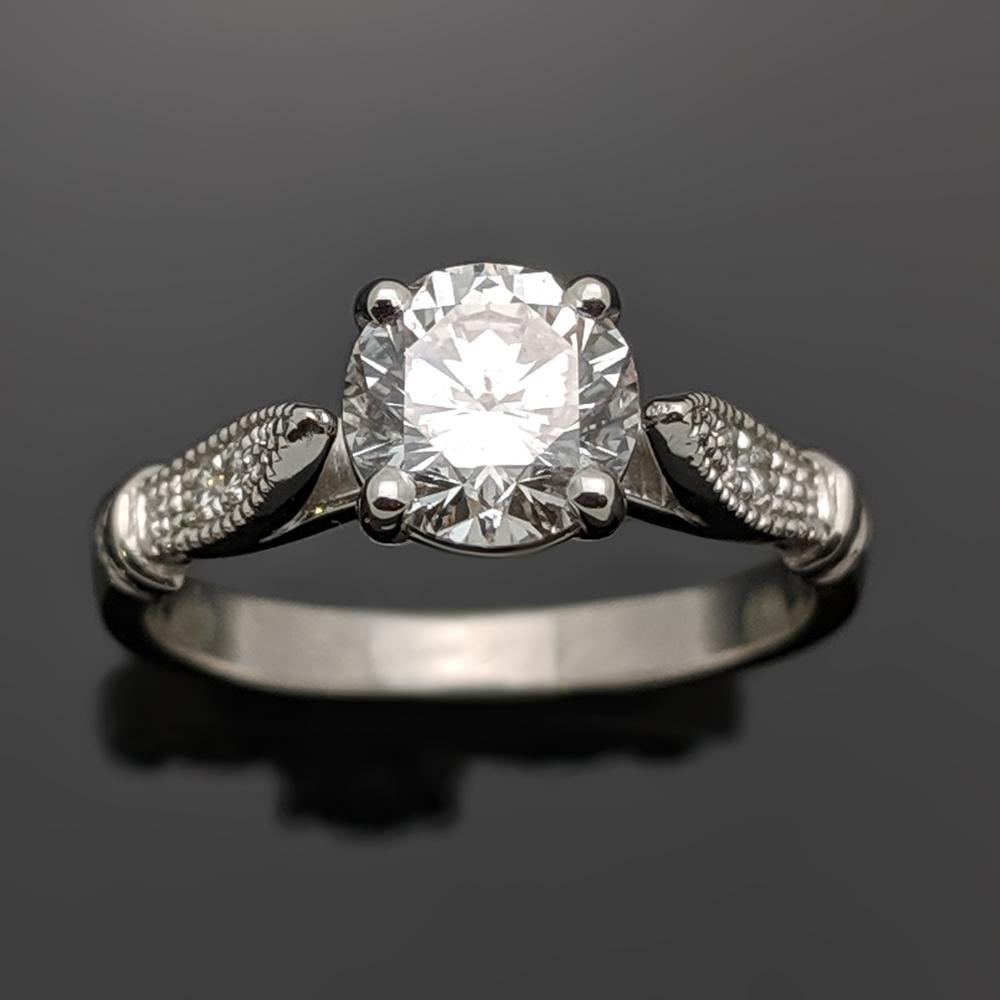 14kt White Gold Diamonds Ring For Sale