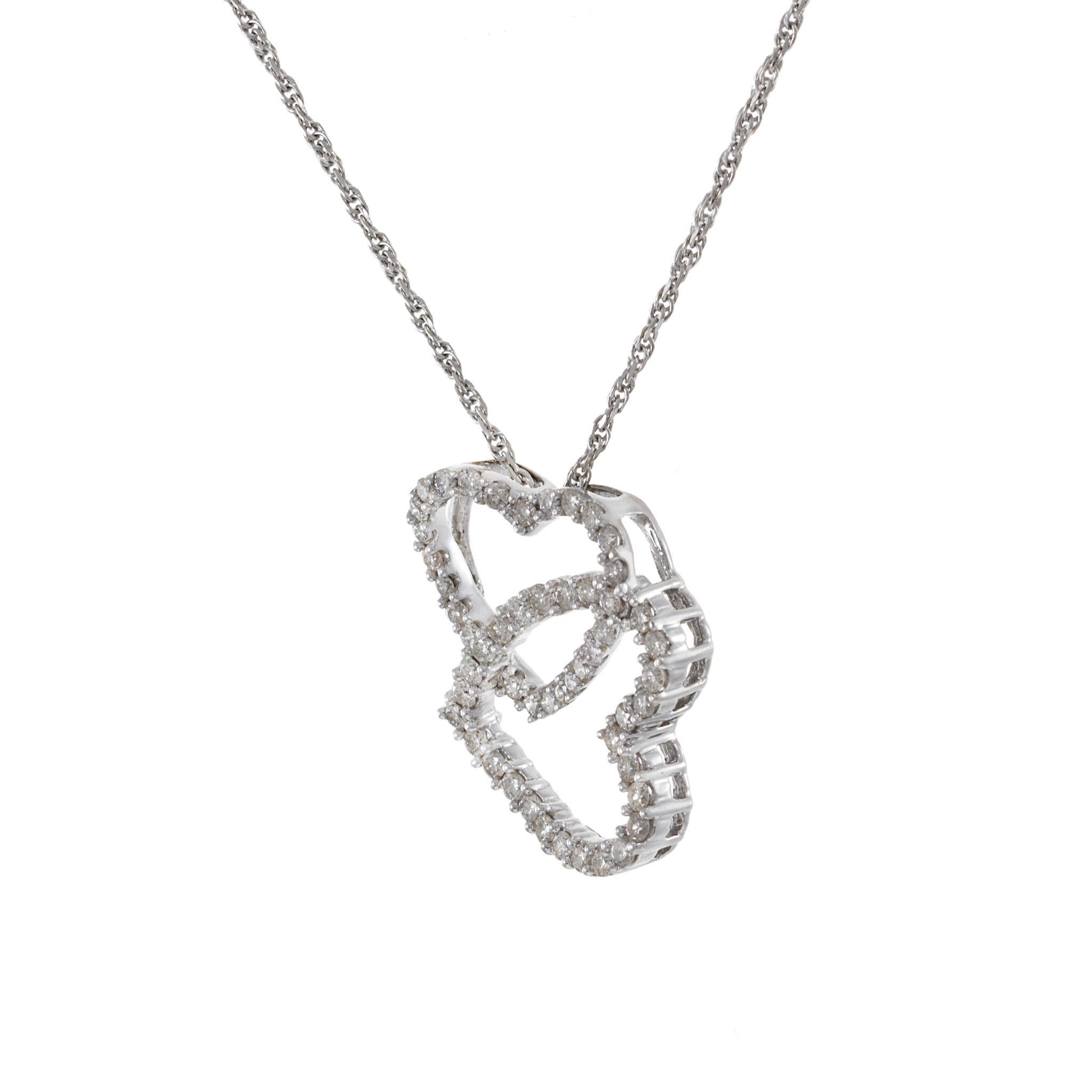 Taglio rotondo Ciondolo con diamante a doppio cuore aperto in oro bianco 14KT in vendita