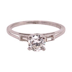 Anillo de compromiso de oro blanco de 14 quilates 0,75 peso total de diamantes