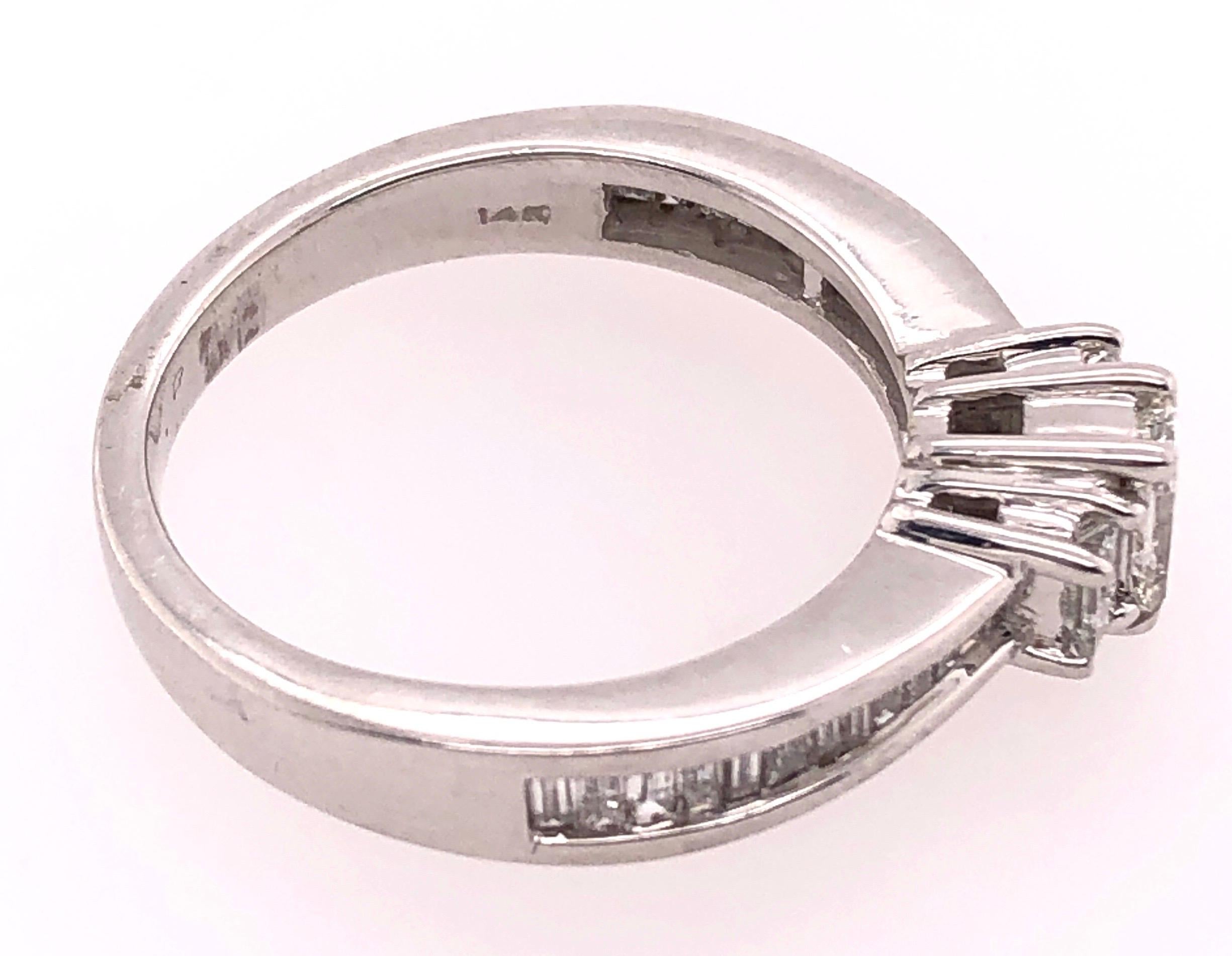 Women's or Men's 14 Karat White Gold Engagement Ring 0.75 Total Diamond Weight For Sale
