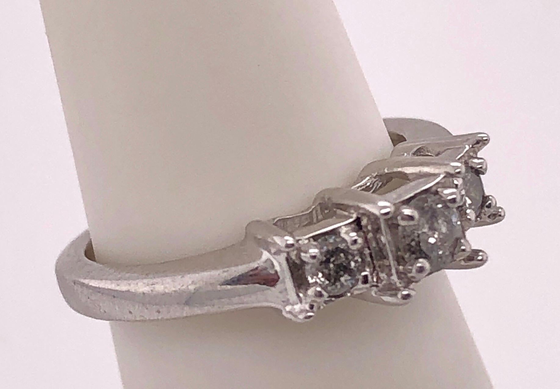 14 Karat White Gold Engagement Ring/Band Ring .78 Total Diamond Weight In Good Condition For Sale In Stamford, CT