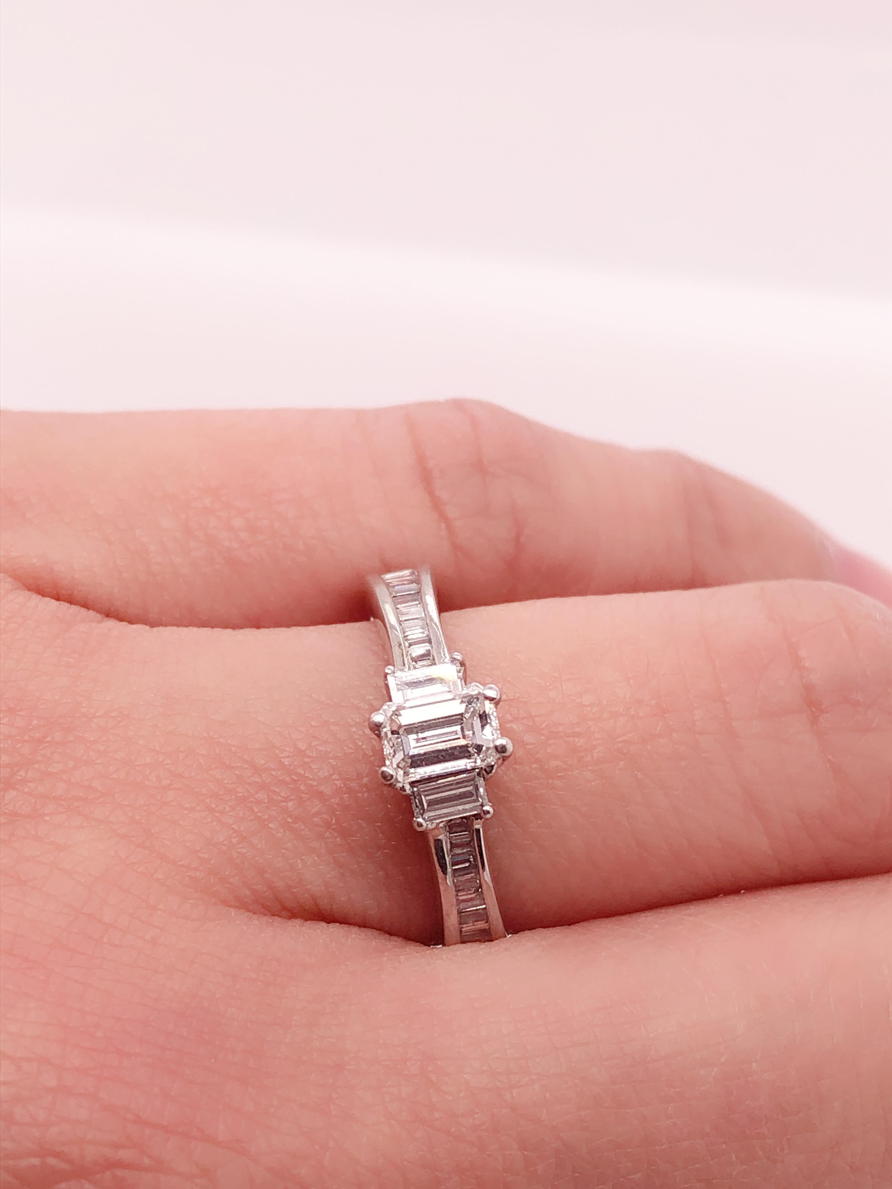 14 Karat White Gold Engagement Ring Bridal Ring 0.75 Total Diamond Weight For Sale 1