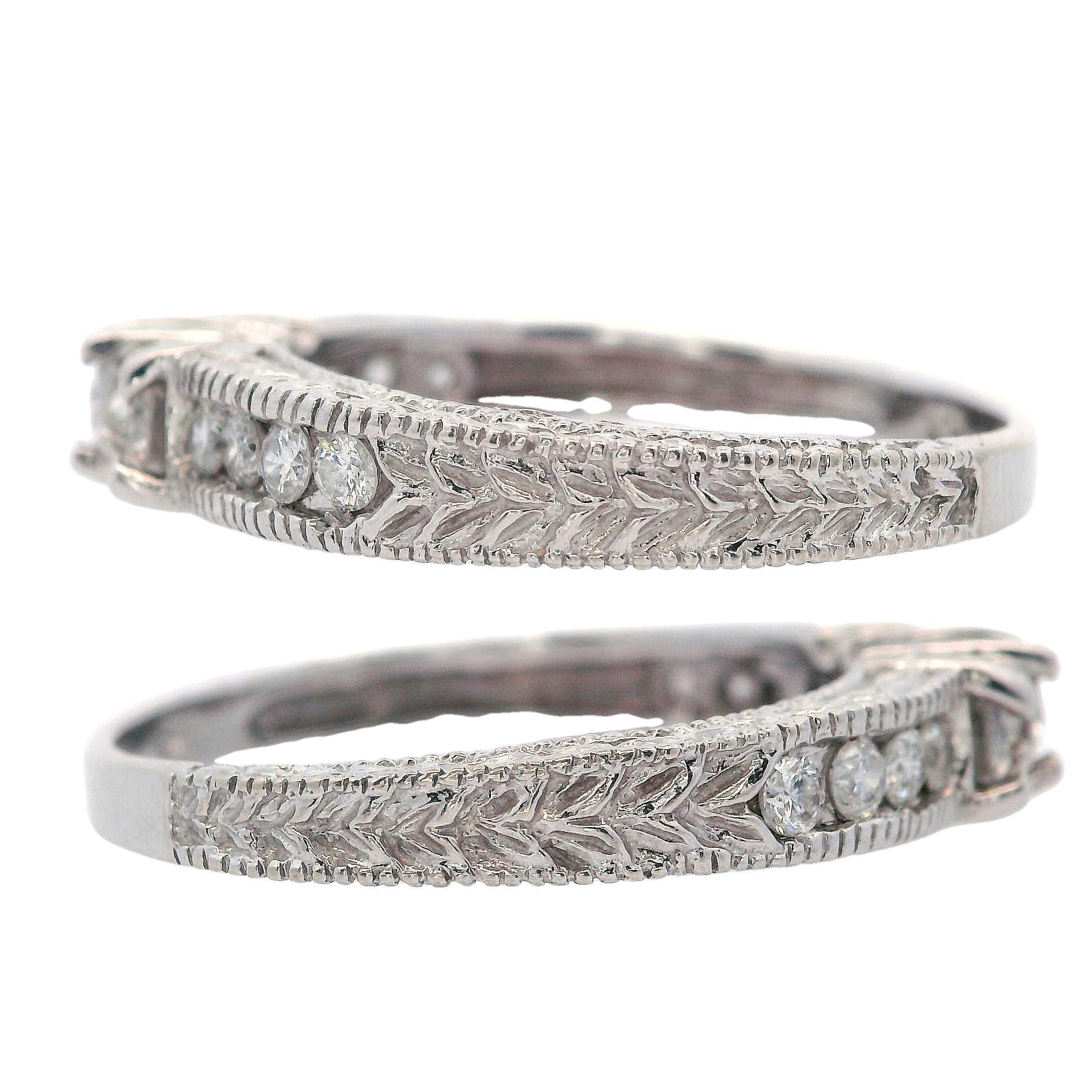 14kt white Gold Engagement Ring with Diamonds In Excellent Condition For Sale In Aventura, FL