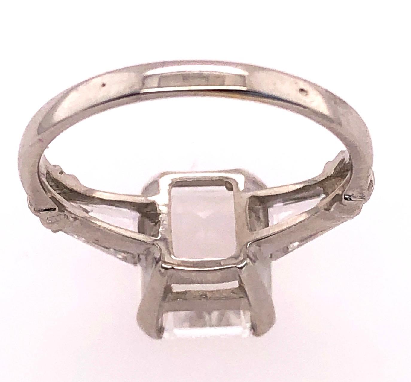 14 Karat White Gold Fashion Ring, Zircon Center Stone For Sale 3