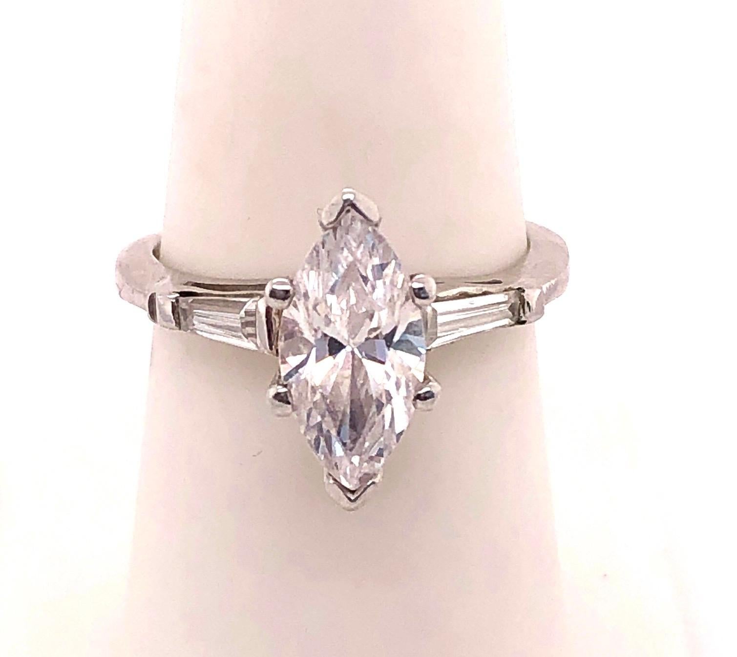 14 Karat Weißgold Freiform-/Modering im Angebot 1