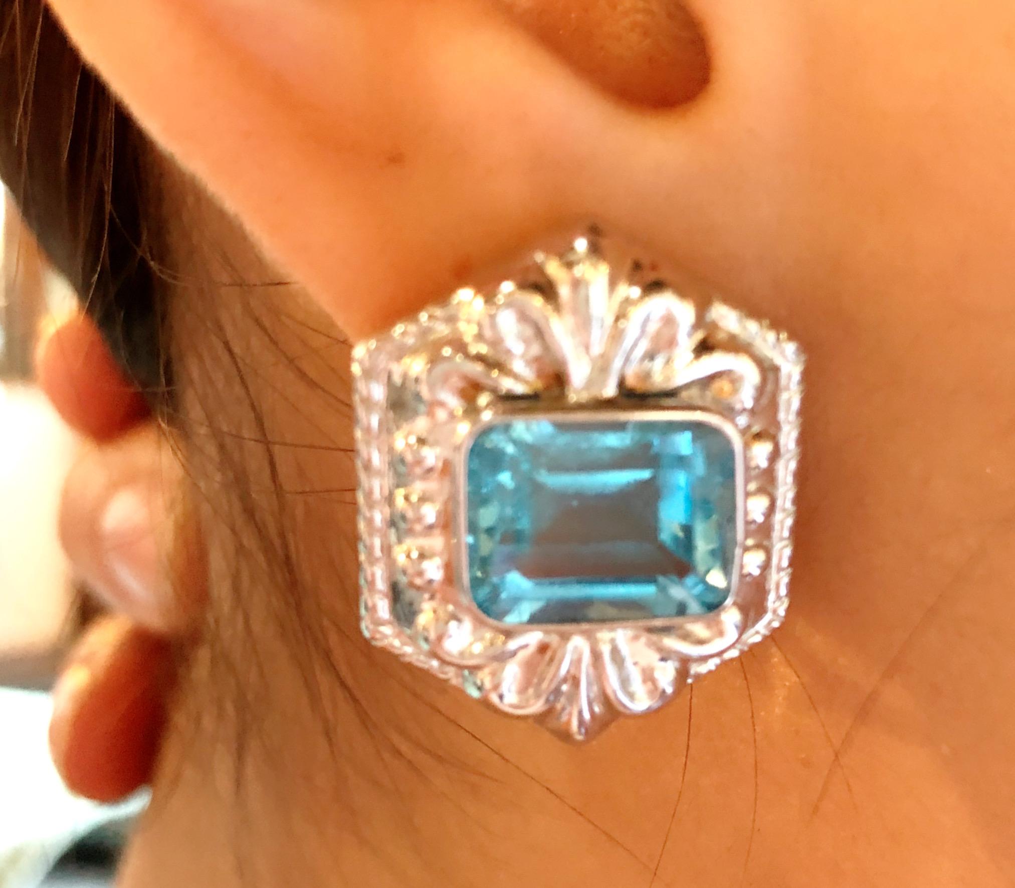 14 Karat White Gold French Back Huggie Earrings with Blue Topaz In Good Condition For Sale In Stamford, CT