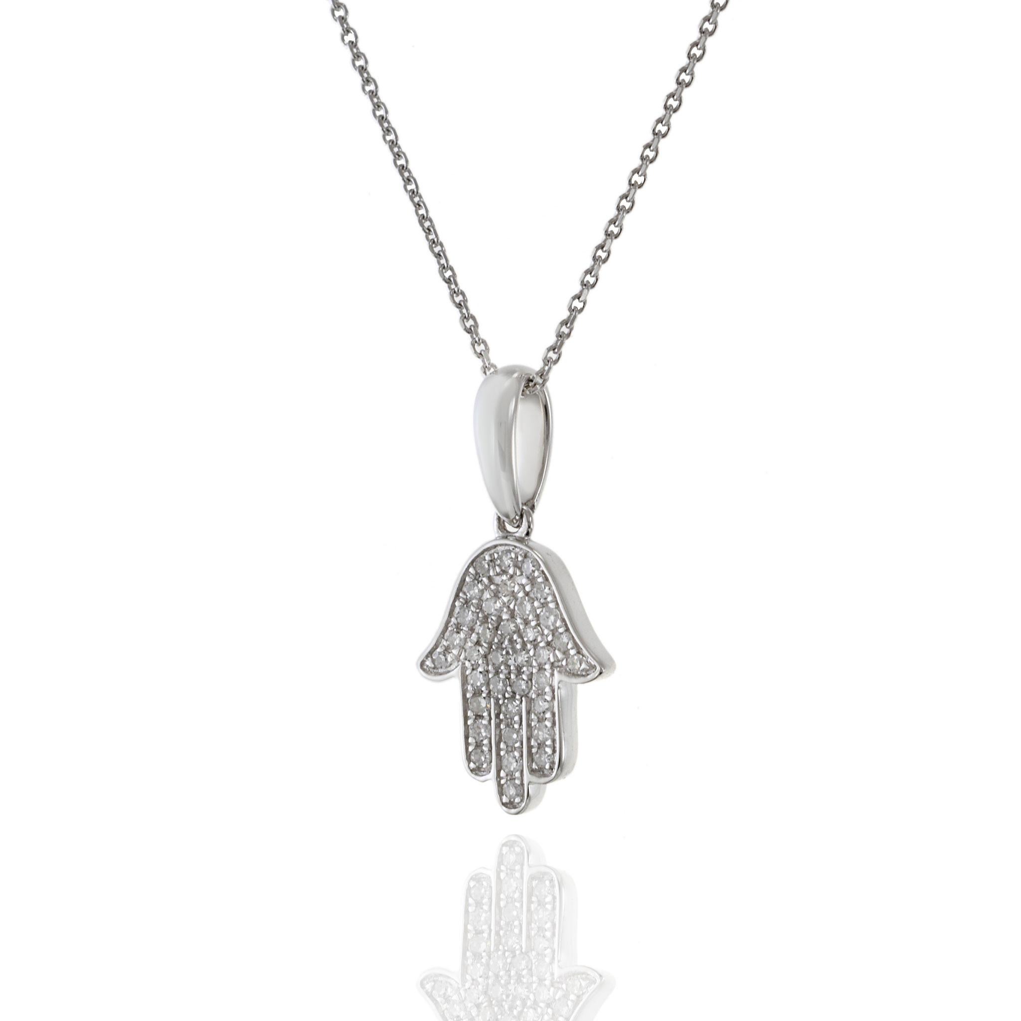 Taglio rotondo Ciondolo Hamsa con diamante in oro bianco 14KT in vendita