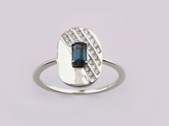 14-Karat-Weißgold, London-Blue-Topas und diagonale Pavé-Diamanten, ovaler Siegelring im R-Stil