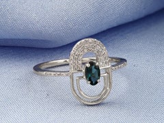 Anello ad arco geometrico in oro bianco 14KT con topazio blu di Londra e diamanti