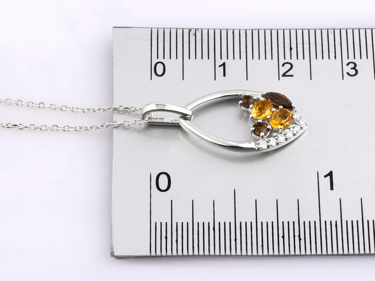 Taille brillant Pendentif en or blanc 14KT avec pierres mixtes et diamants en vente
