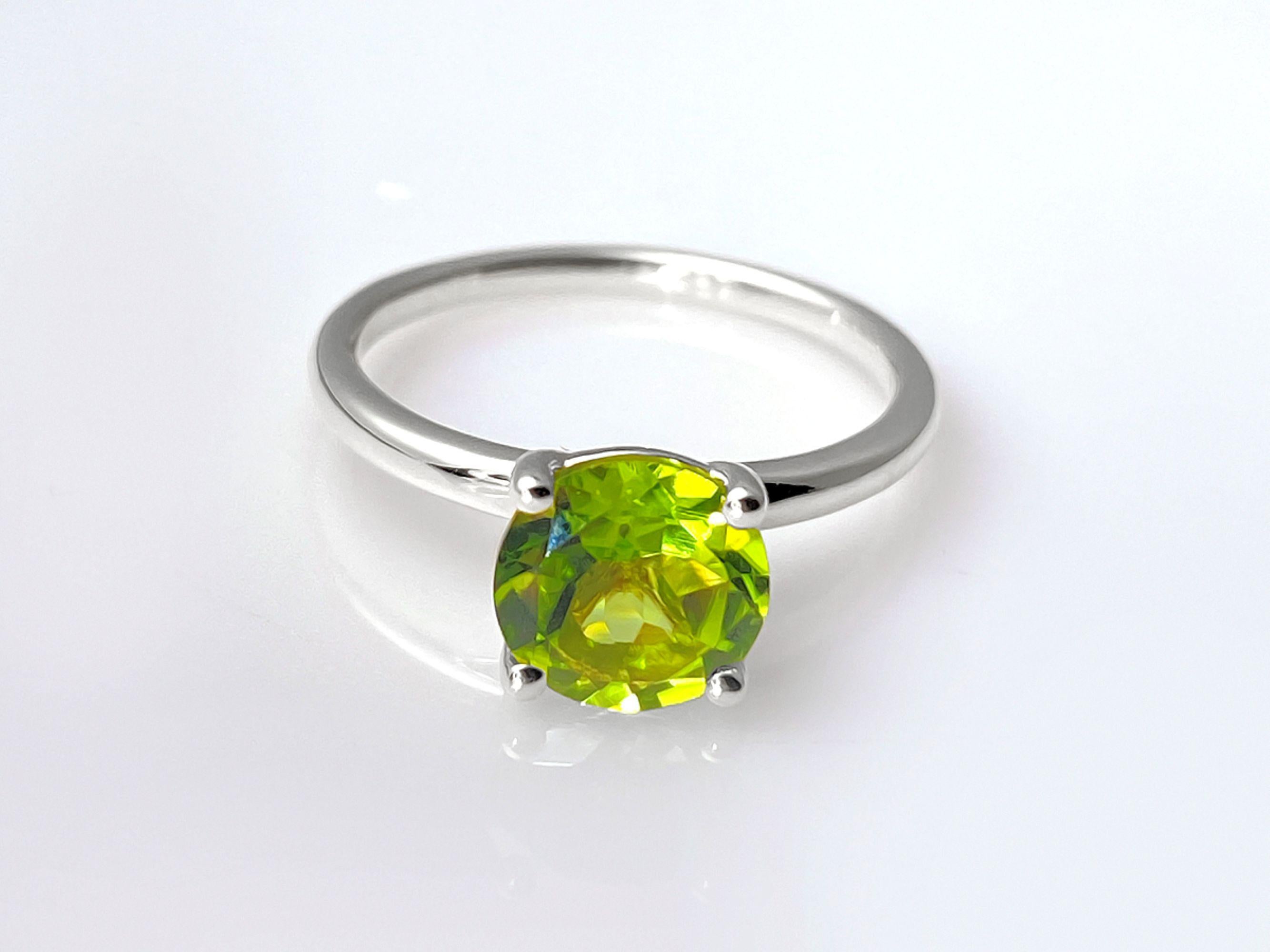 14KT Weißgold Neoklassisch Rund Peridot Solitär Ring