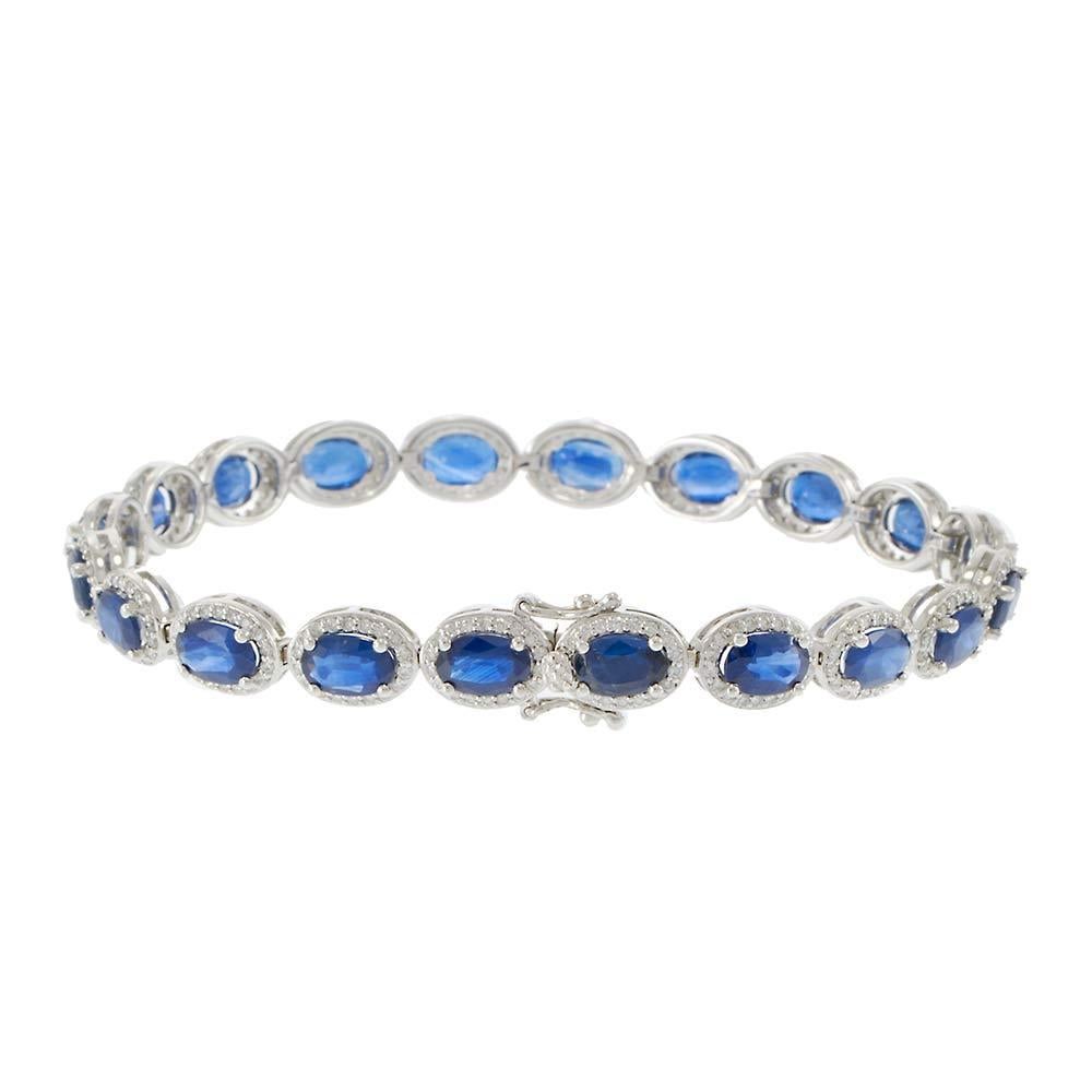 Taille ovale 14KT White Gold Oval Sapphire and Diamond Bracelet en vente