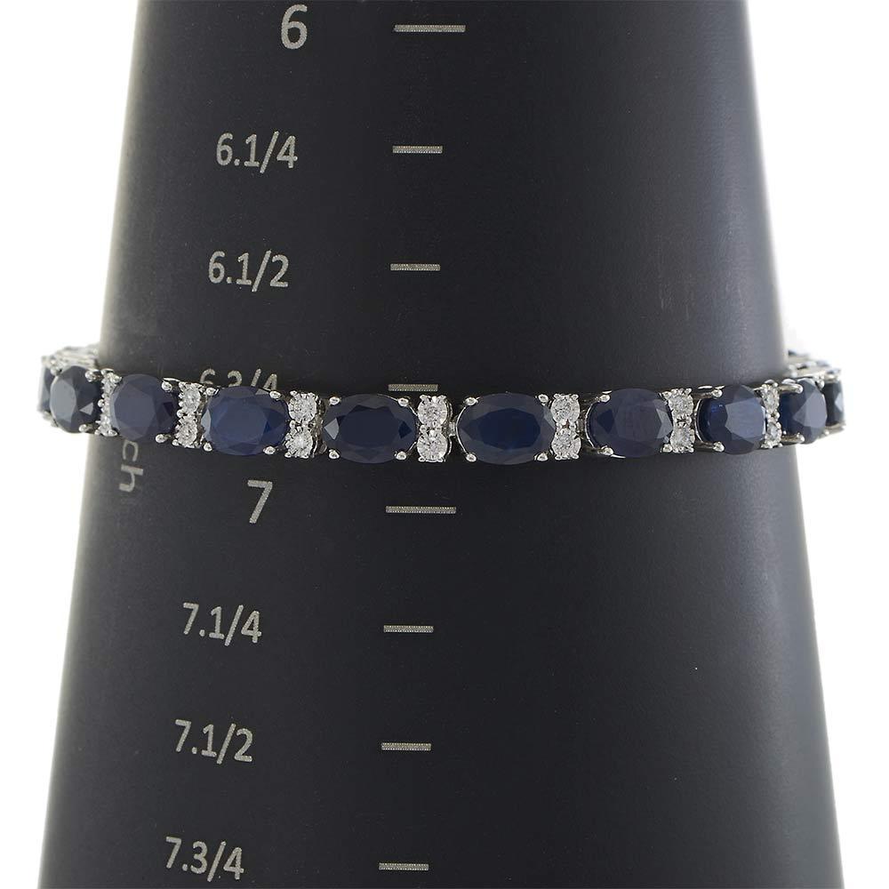 Taille ovale Bracelet de tennis en or blanc 14KT avec saphir ovale et diamant en vente