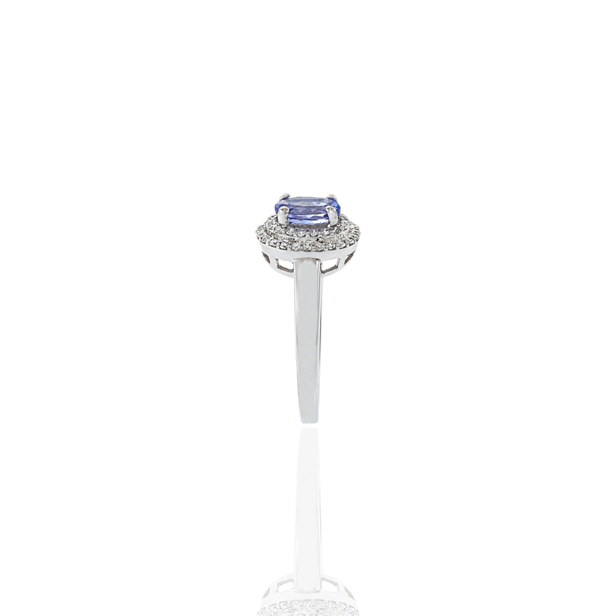 Anello aureola ovale con tanzanite e diamante in oro bianco 14KT in vendita 4