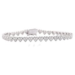 Bracciale tennis con maglie a forma di cuore in oro bianco 14KT con pavé di diamanti da 2,14 carati