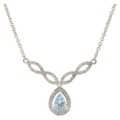 Collar de Gota de Aguamarina en Forma de Pera y Diamantes de Oro Blanco de 14 KT